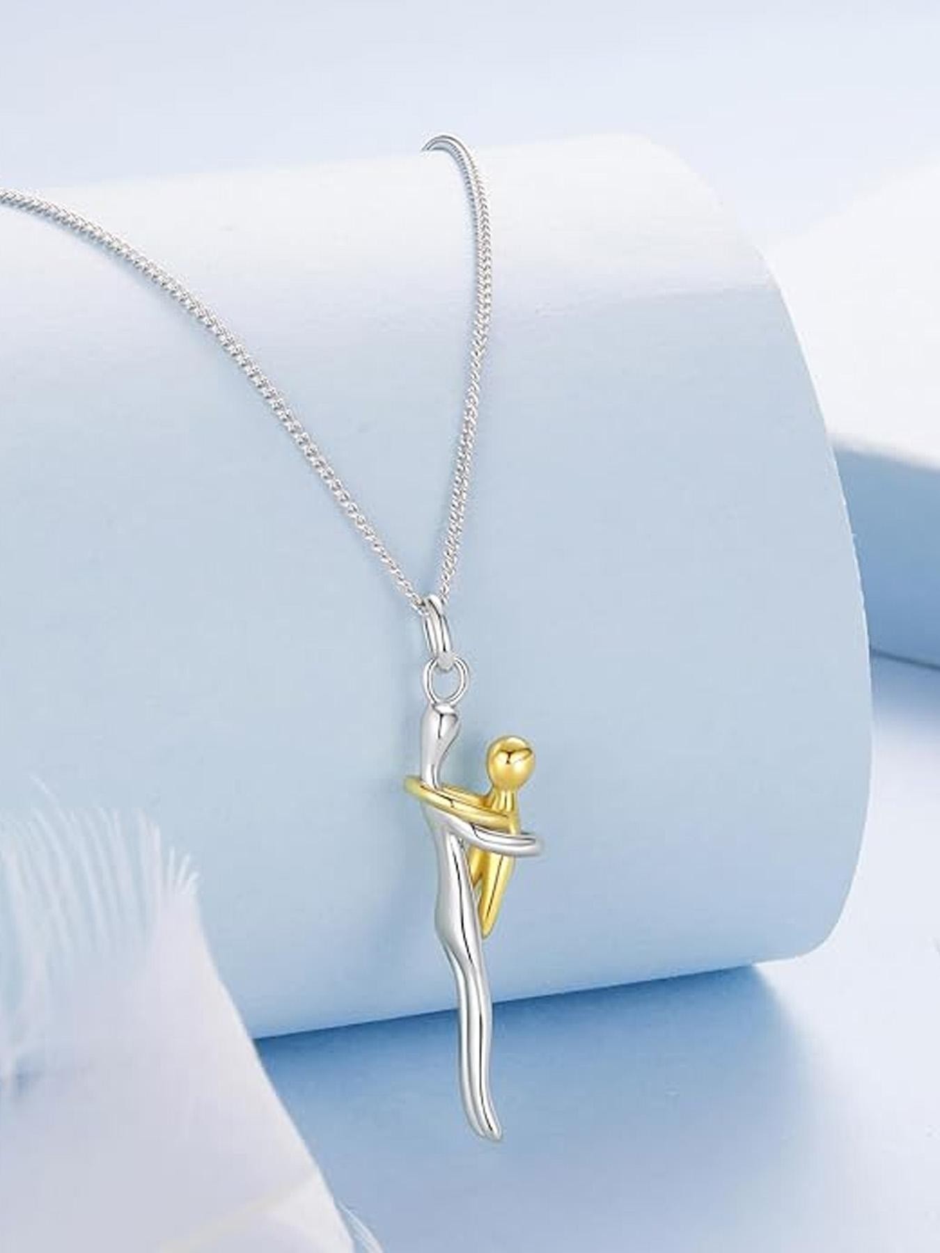 Two-tone hugging necklace, hugging pendant necklace, detachable mother and child pendant, DIY heart-shaped jewelry, a gift for new mothers, a mother's jewelry necklace suitable for special family occasions, a Mother's Day gift for mom.
