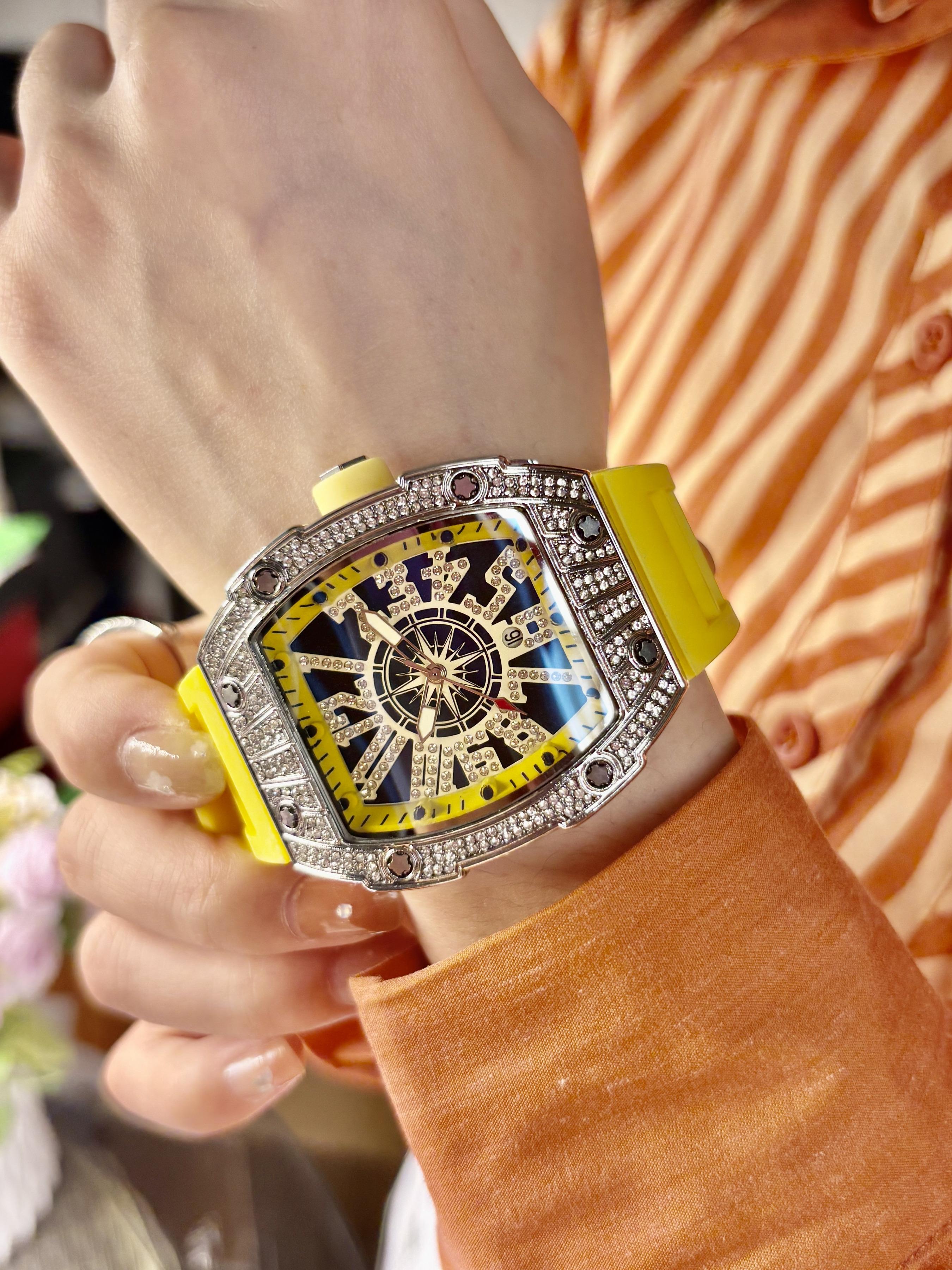 Men's Oversized Watch Colorblock Design, Compass Large Dial, Hip Hop Street Style, Sporty Full Diamond Barrel Shape Men's Wristwatch, Casual Watch