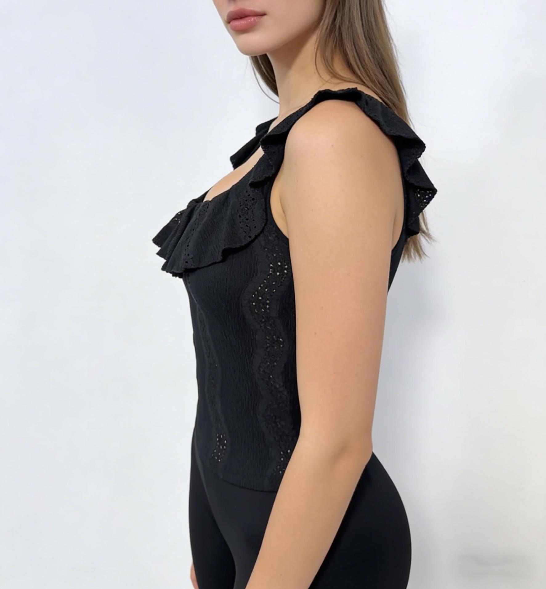 2026 New Ruffled Off-Shoulder Fitted Top, Women's Casual Streetwear Blouse, Stylish and Trendy Fashion