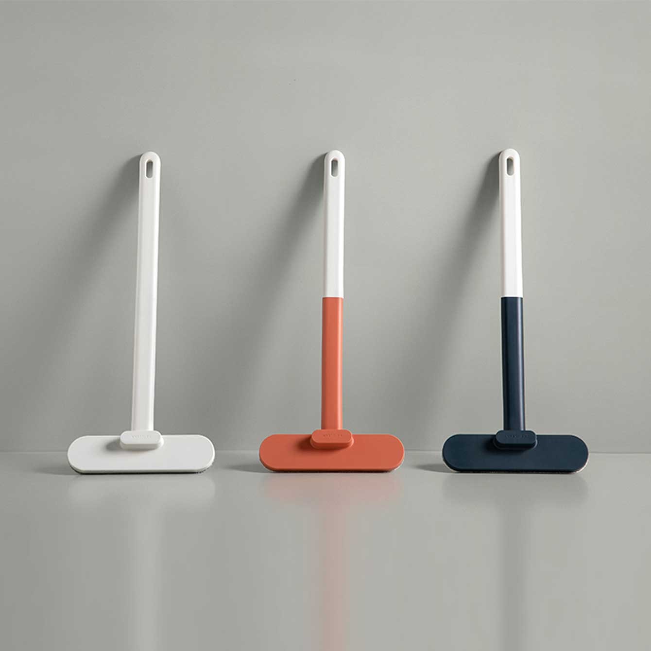 1 long handle plastic material multifunctional window screen brush, wet and dry glass cleaning brush, dust removal brush, sofa and carpet brush, pet hair cleaning tool, suitable for cleaning bedroom and living room doors and windows, reusable