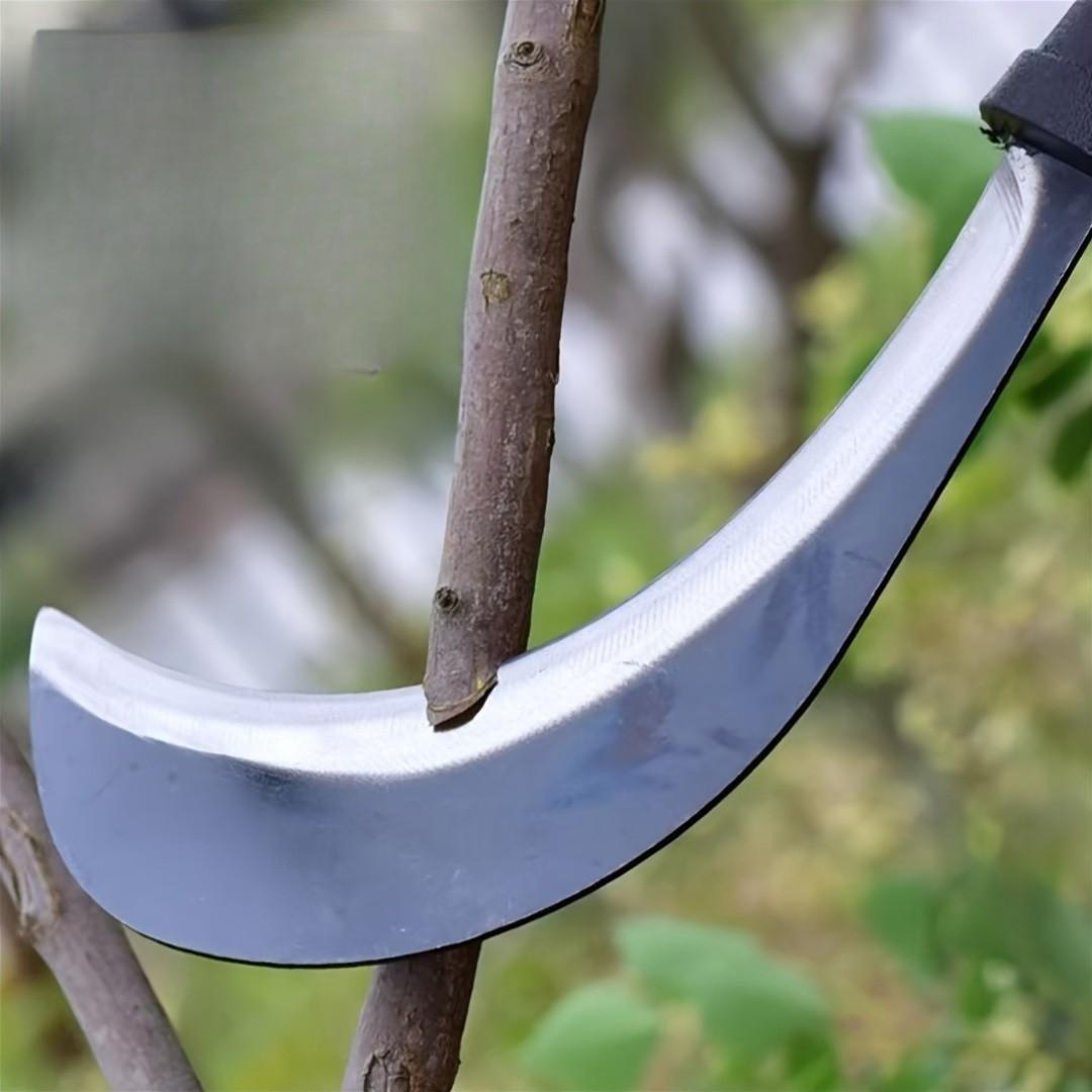 Curved Scythe for Grass Cutting, Vegetable Harvesting, Pruning Branches, Garden Tool, Durable and Efficient, Ideal for Farming and Gardening