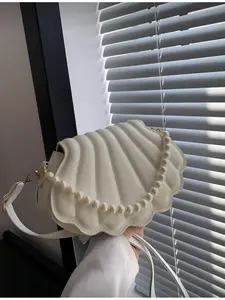 Elegant Shell Shaped Faux Pearl Decorated Women's Handbag Crossbody Bag Fashionable Shoulder Bag Party Wedding Dinner Prom Clutch Bag Suitable for Bridal Formal Evening Dresses Birthday Outfits