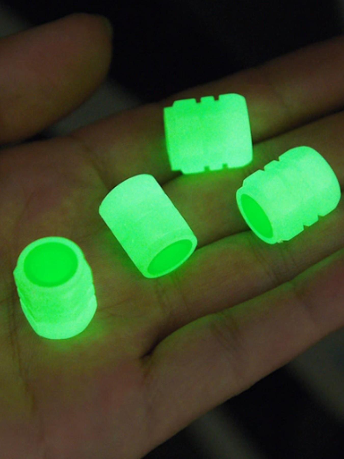 Car Glow Valve Stem Caps Creative Car Tire Glowing Valve Stem Caps, Night Light Tire Accessories, Stylish and Durable Design