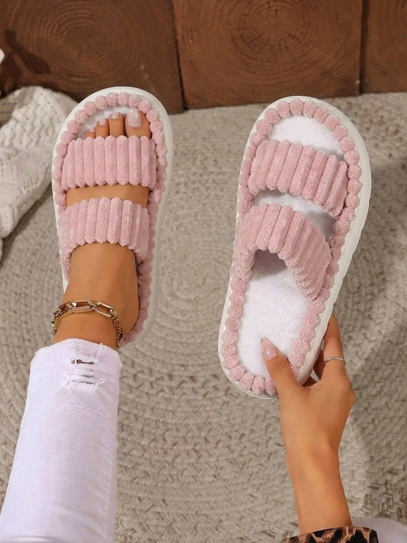 Women's Plush Thick Sole Slippers, Soft Striped Double Strap Open-Toe Sandals, Extra Cushioned Cloud Bottom, Indoor Outdoor, Fall Winter Christmas Style, Fuzzy Platform Slippers