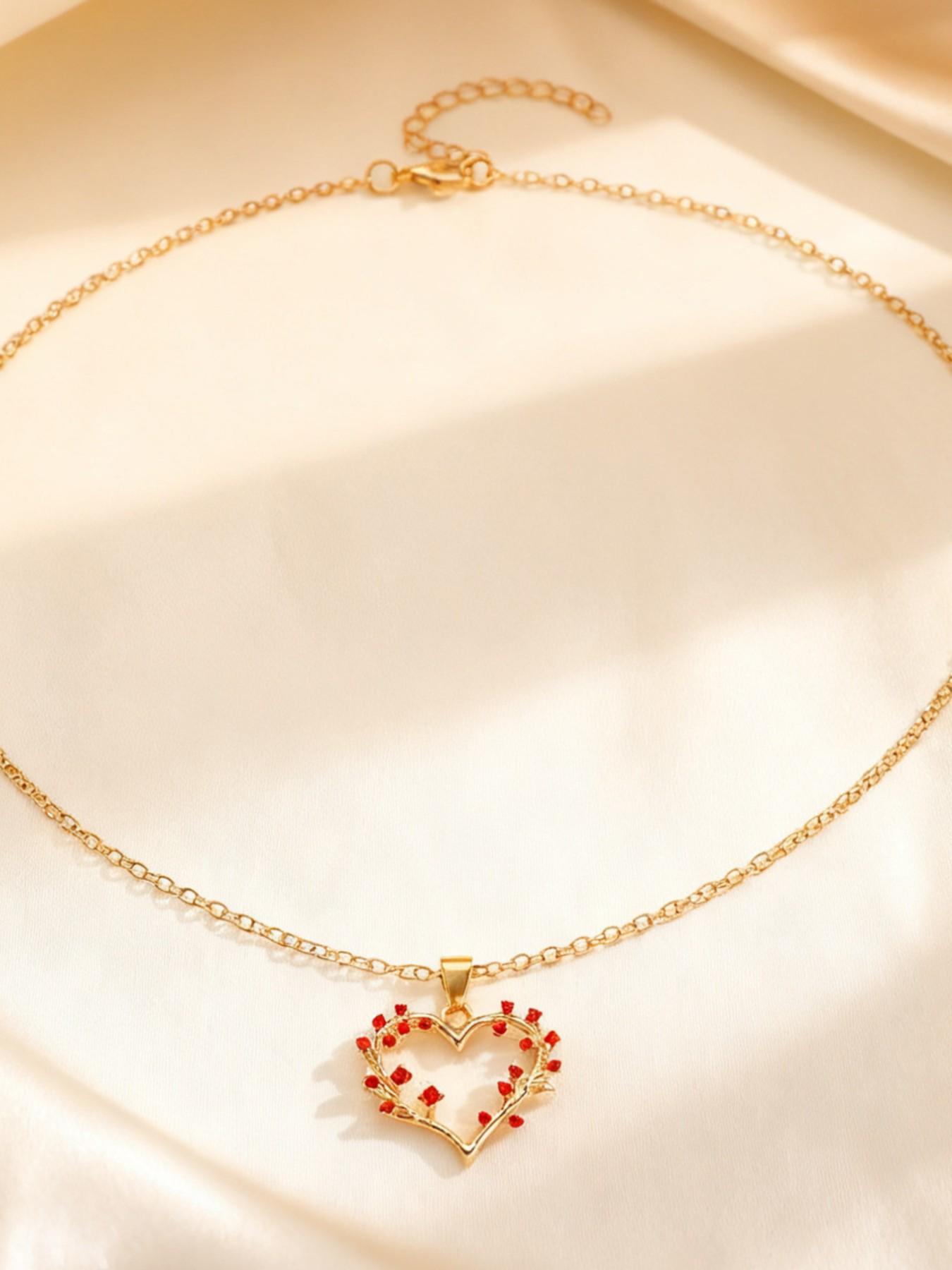 Heart Vine Locket Necklace for Women, Fashionable Gift for Dates, Symbolic Love Growth, Durable Color, Daily Wear, Valentine's Day Present