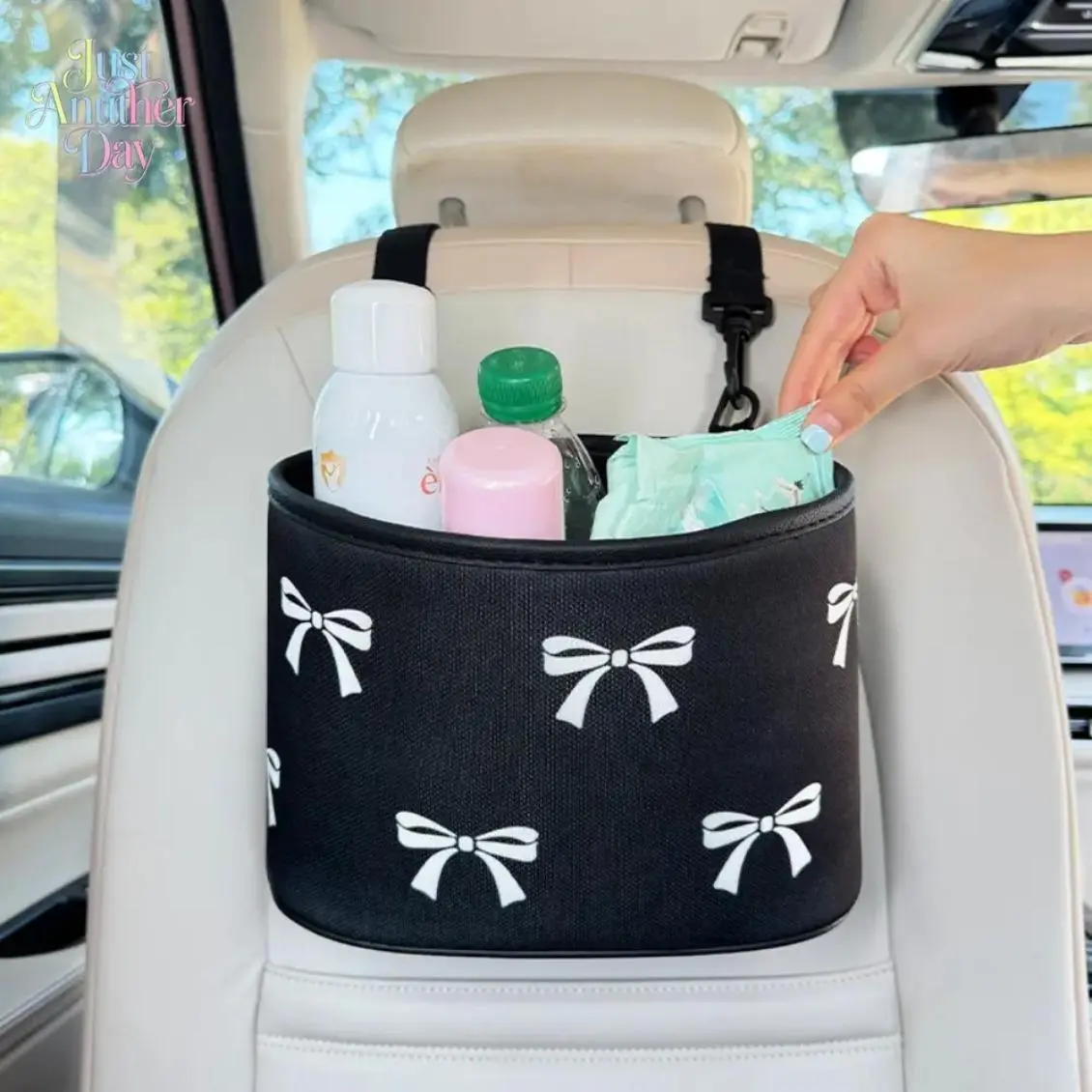 Car Seat Back Organizer, Aesthetic Checkerboard Car Storage Bag with Multi-Pockets, Trendy Boujee Car Interior Accessories for Women, Large Capacity Backseat Organizer for Daily Commute, Road Trips, SUV, Truck & Family Travel Essentials