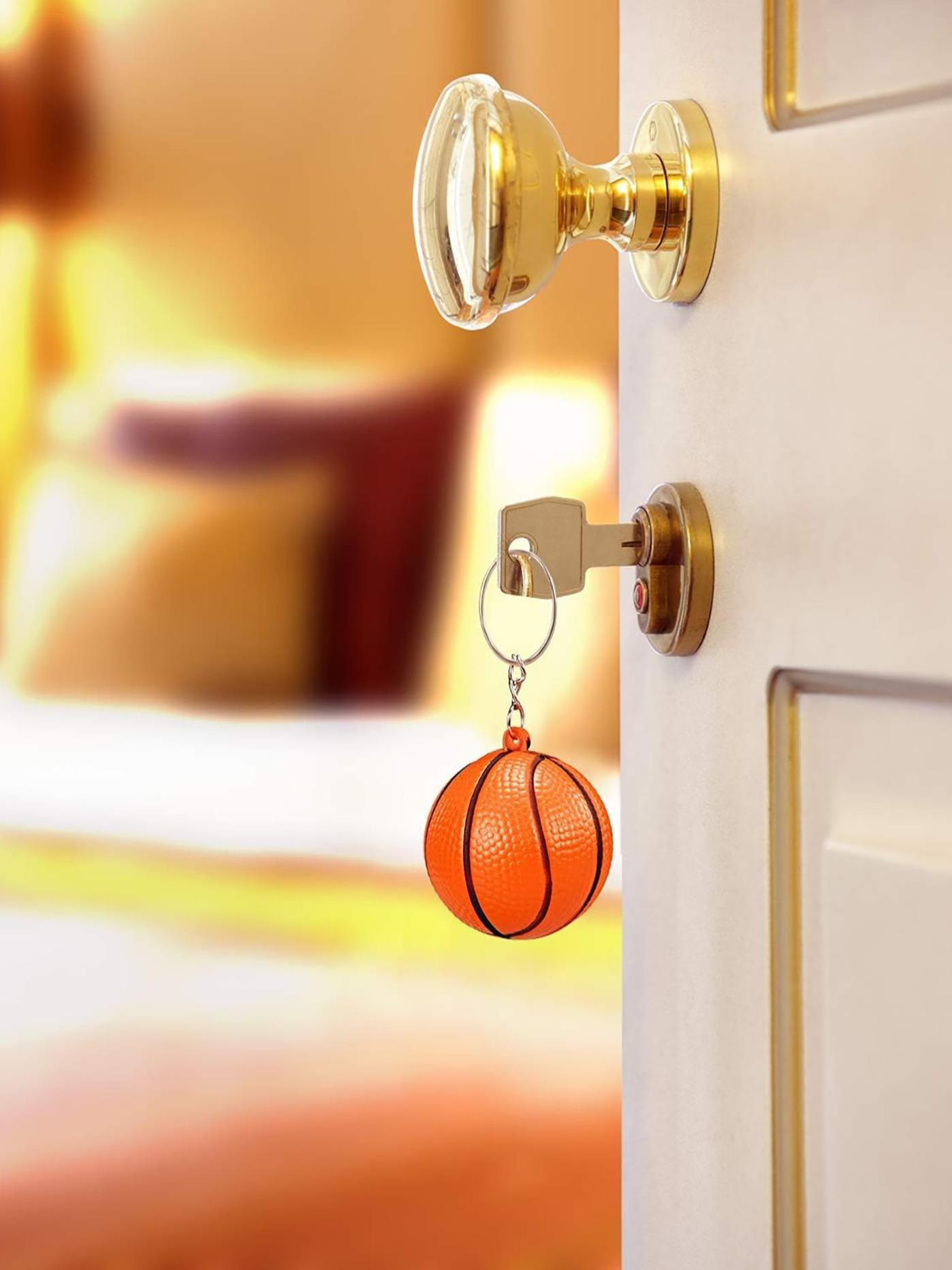 12-Pack Basketball Keychains, Men's Keychain Set, Perfect for Party Gifts, School Fairs, Rewards, Party Bags, Gift Fillers