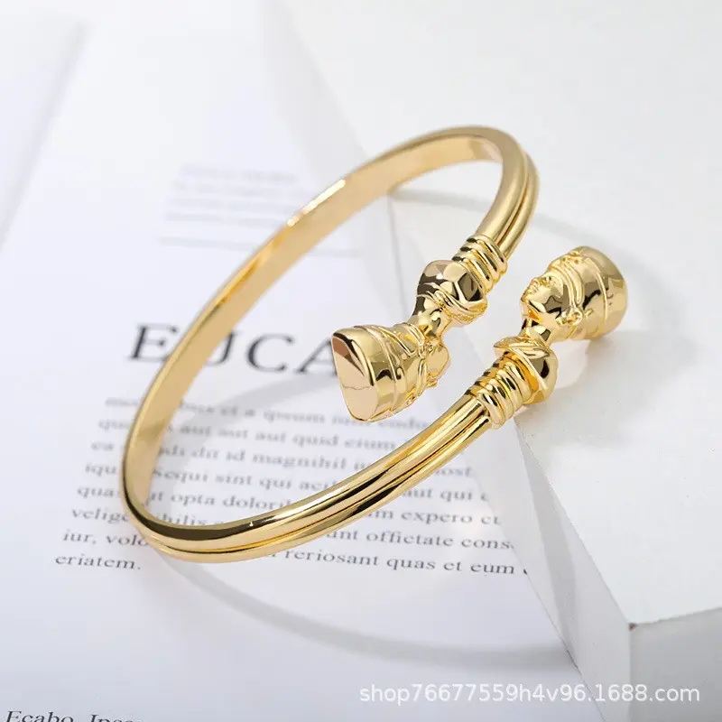 Up and down portrait bracelet