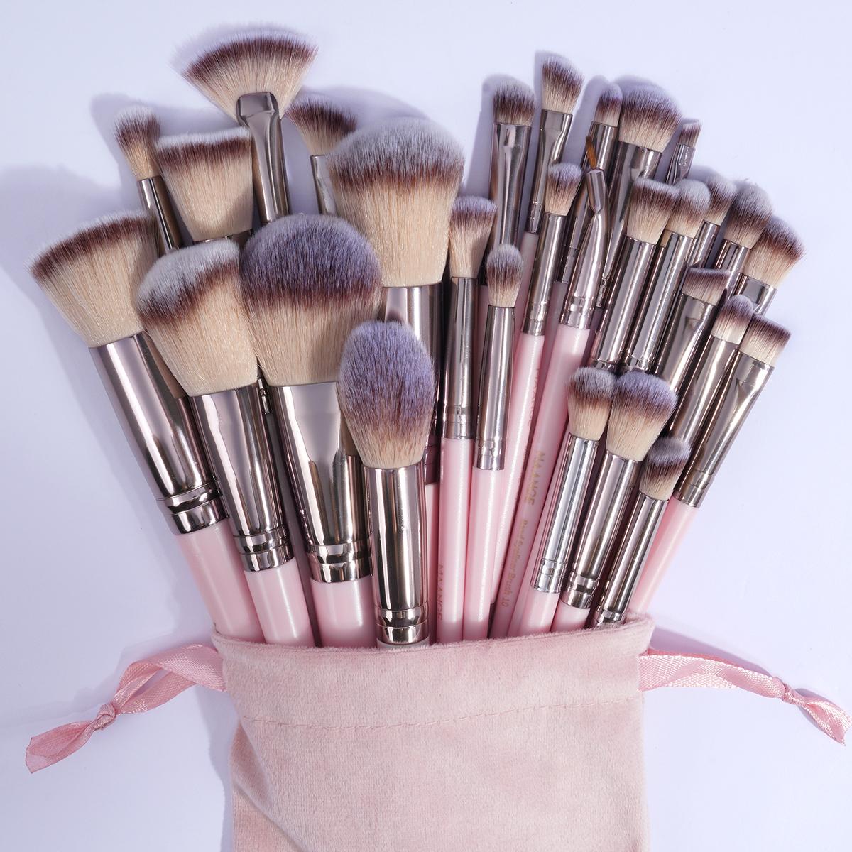 MAANGE Makeup Brush Set with Storage Bag, 30pcs/set Versatile Soft Makeup Brushes for Foundation,Blush, Lip Balm, Brushes with Soft Bristles &Comfortable Grip, Gifts for Girl, Easy Handling, Makeup Brushes Set, Beauty Tools, Trending Products
