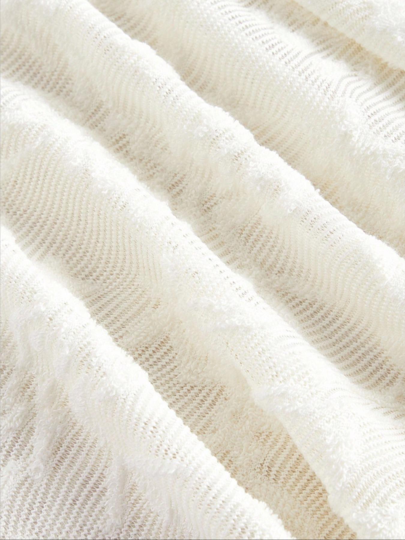 Women's asymmetrical textured apricot mermaid midi skirt, suitable for Halloween, Christmas, and autumn/winter wear. Can be worn as an outerwear skirt; chic, country style; Sheer Lace Skirt.