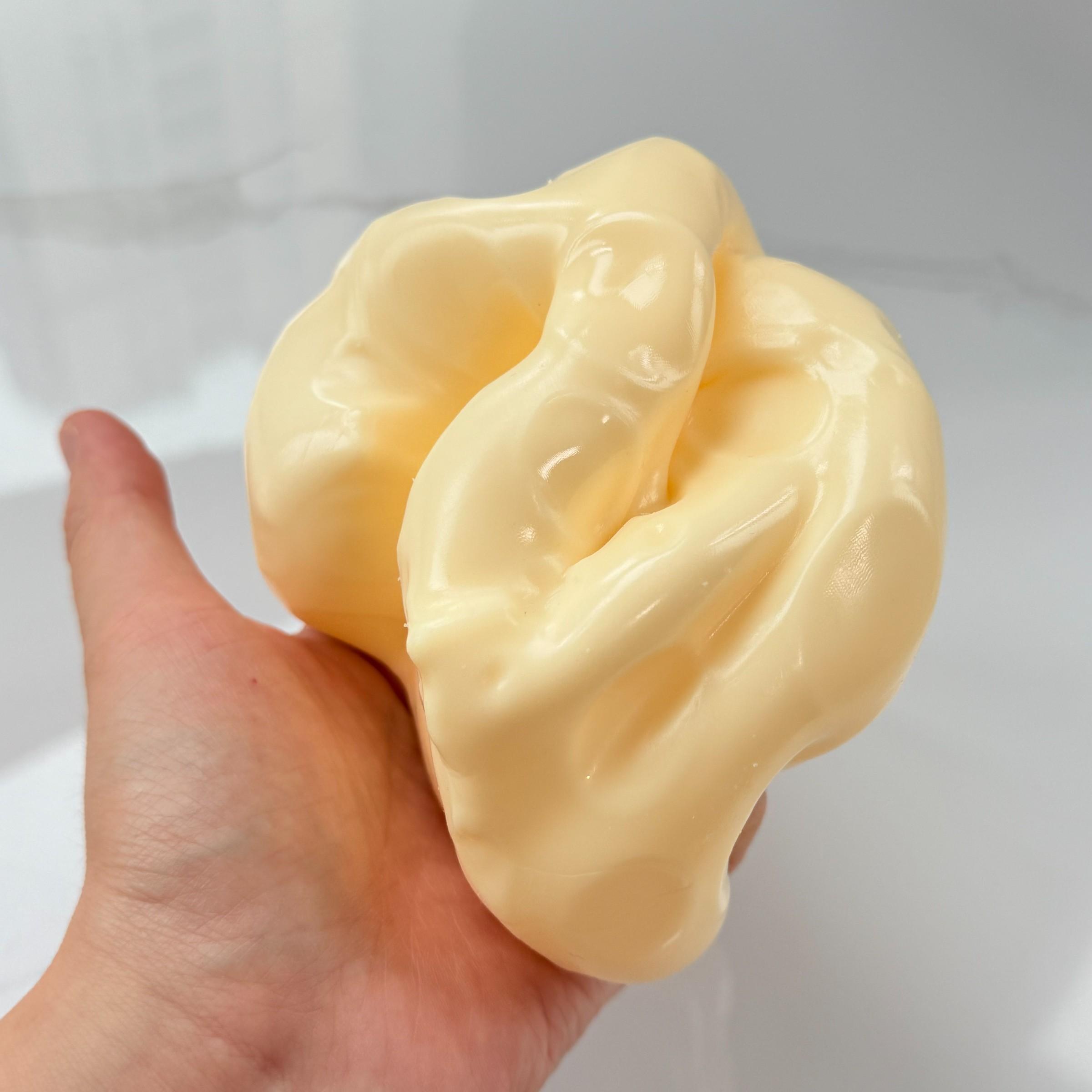 Fully Moldable Non-Rebound Petroleum Jelly-Filled Cheese Squishy Stress Ball, Giant 6 cm & 7 cm Soft Gel Cheese Block for ASMR Relaxation, Squishy Fun Viral Fidget Gift for Anxiety Relief, Decompression Squishy