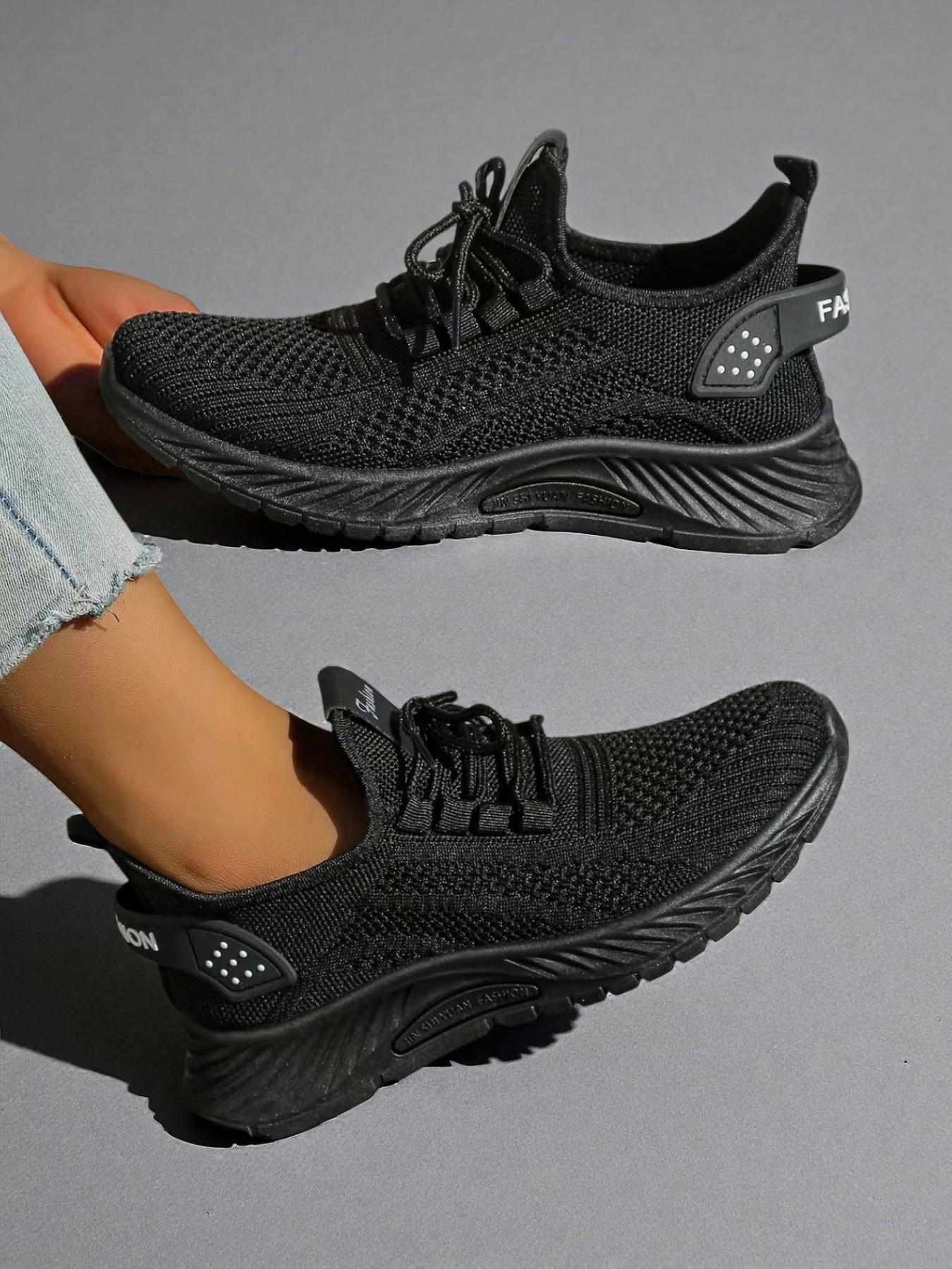 Women's Hollow Fly Knit Lace-Up Low Top Platform Walking Sneakers, Fashionable running shoes, Breathable Lightweight Non-Slip Thick Sole Casual Athletic Knitted Running Shoes for Daily Jogging, Shopping & Outdoor Activities