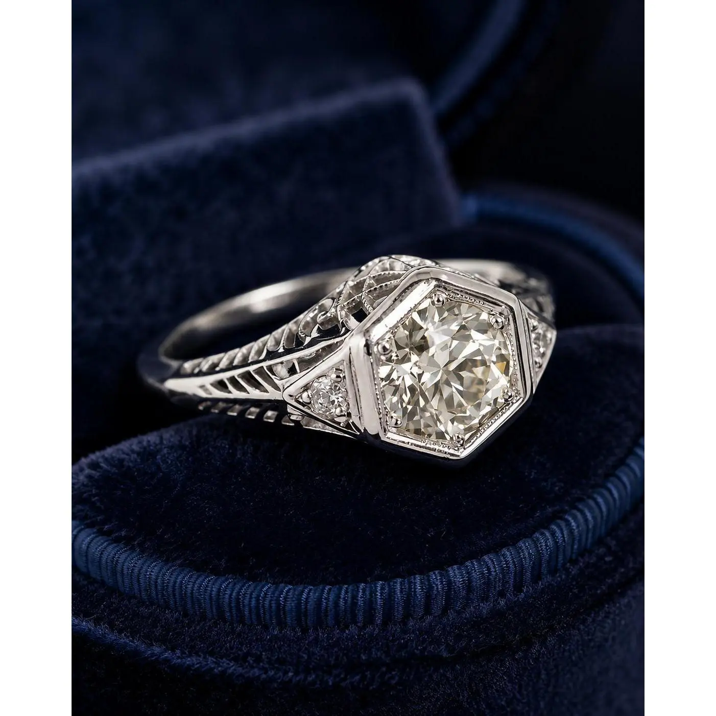 Silver-Plated Hexagon Zircon Open Ring, Adjustable Retro Geometric Ring with Sparkling Center Stone, Minimalist Statement Jewelry for Daily Wear, Prom, Party, Holiday, Birthday and Gift