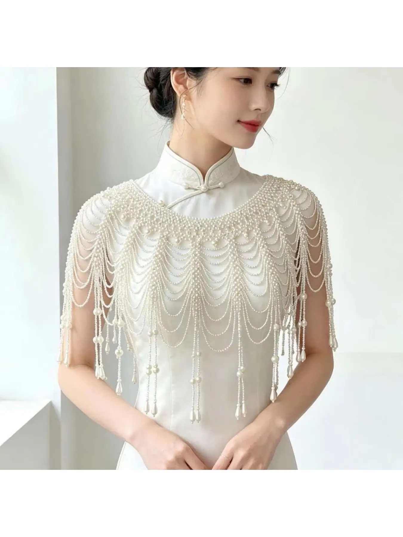 Elegant Handwoven Pearl Shoulder Chain and Body Chain, Fashion Body Jewelry for Women, Bridal Wedding Shawl Accessory, Perfect for Qipao, Evening Party, and Banquet.