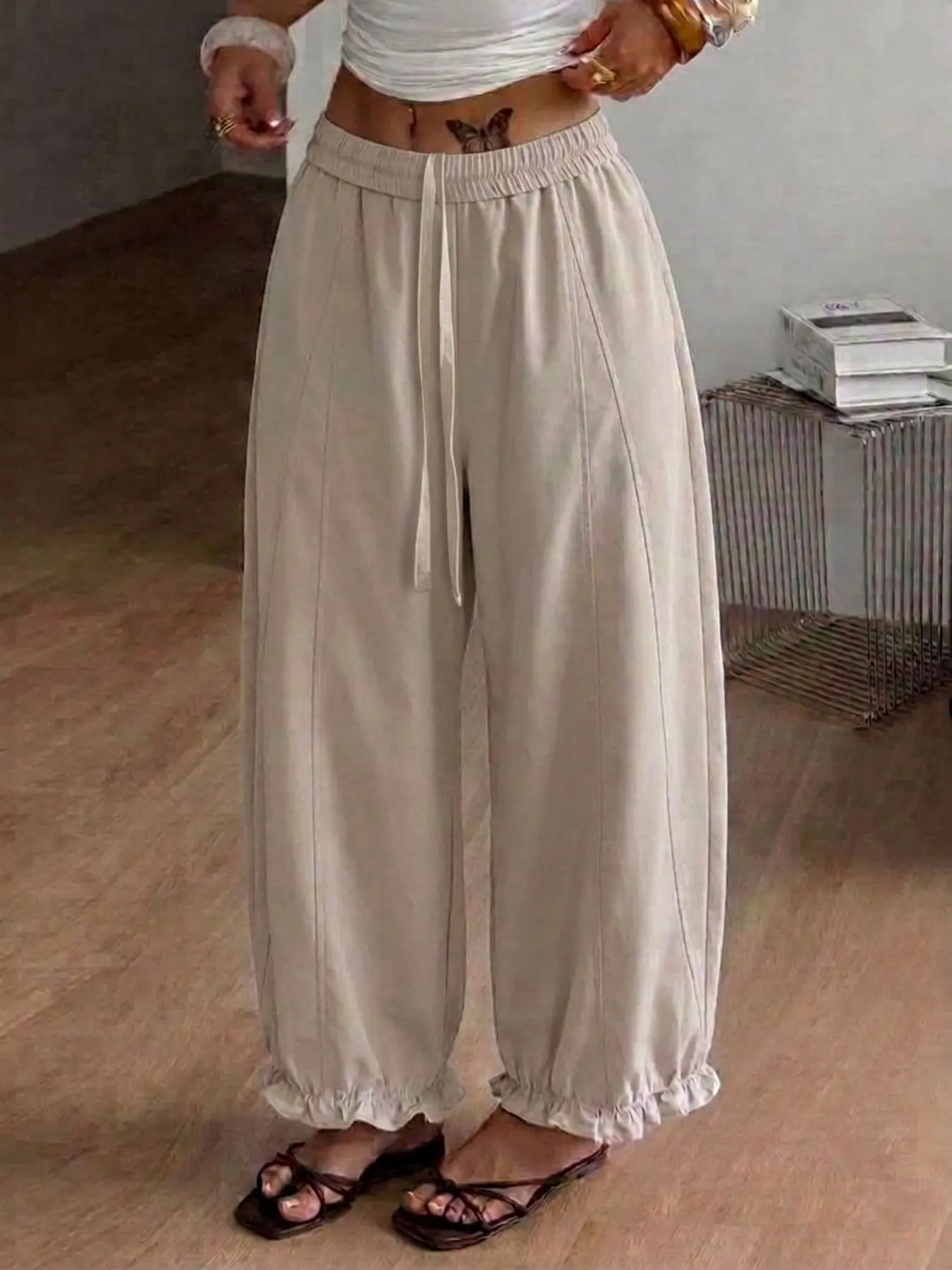 Women Casual Loose Baggy Oversized Relaxed Fit Pants Solid White Adjustable Drawstring Elastic High Waist Self Drawstring Vertical Seam Design Ruffle Frill Cuffs Lightweight Wide Leg Bubble Jogger Trousers Vacation Loungewear Bottoms