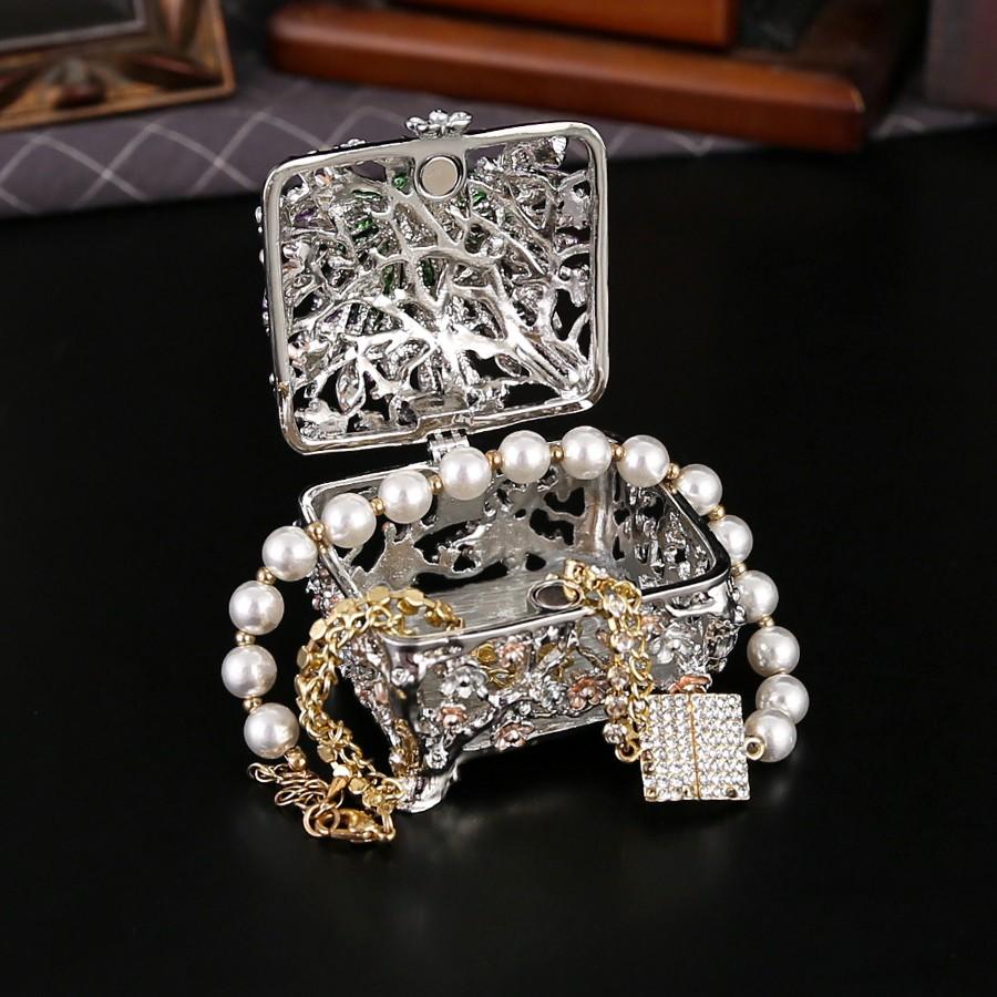 Elegant Silver Color Peacock Jewelry Box, Intricate Lace Design, Vanity Organizer, Trendy Oriental Luxury Decor, Perfect for Accessories Storage