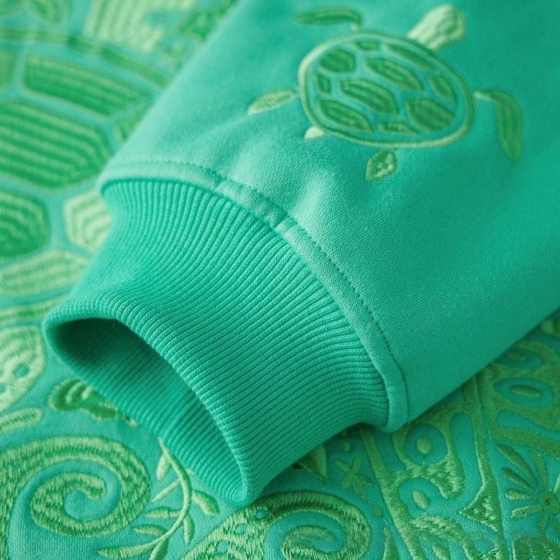 Womens Fashion Embroidered Floral Ocean Pattern Hoodie Long Sleeve Pullover Sweatshirt with Turtle Embroidery Casual Loose Fit Stylish Hoodie Sweatshirt for Everyday Wear