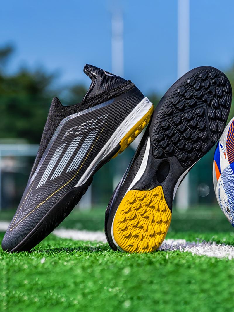 Unisex Soccer Shoes for Youth Students, Long-Stud Design, Sports Footwear for Training and Competition, Durable Comfortable Football Boots