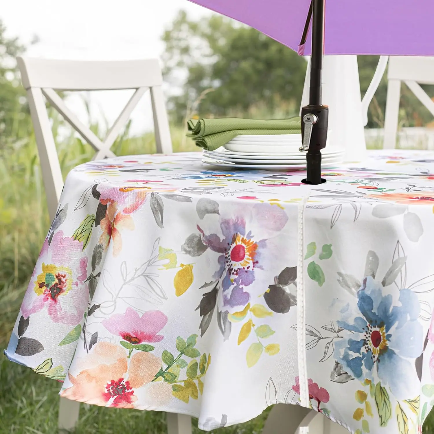 Benson Mills Spillproof Spring/Summer Heavyweight Fabric Outdoor Tablecloth with Umbrella Hole, Zippered Table Cloth for Round Tables, Picnic/Patio Table (70" Round with Umbrella Hole, Harper)