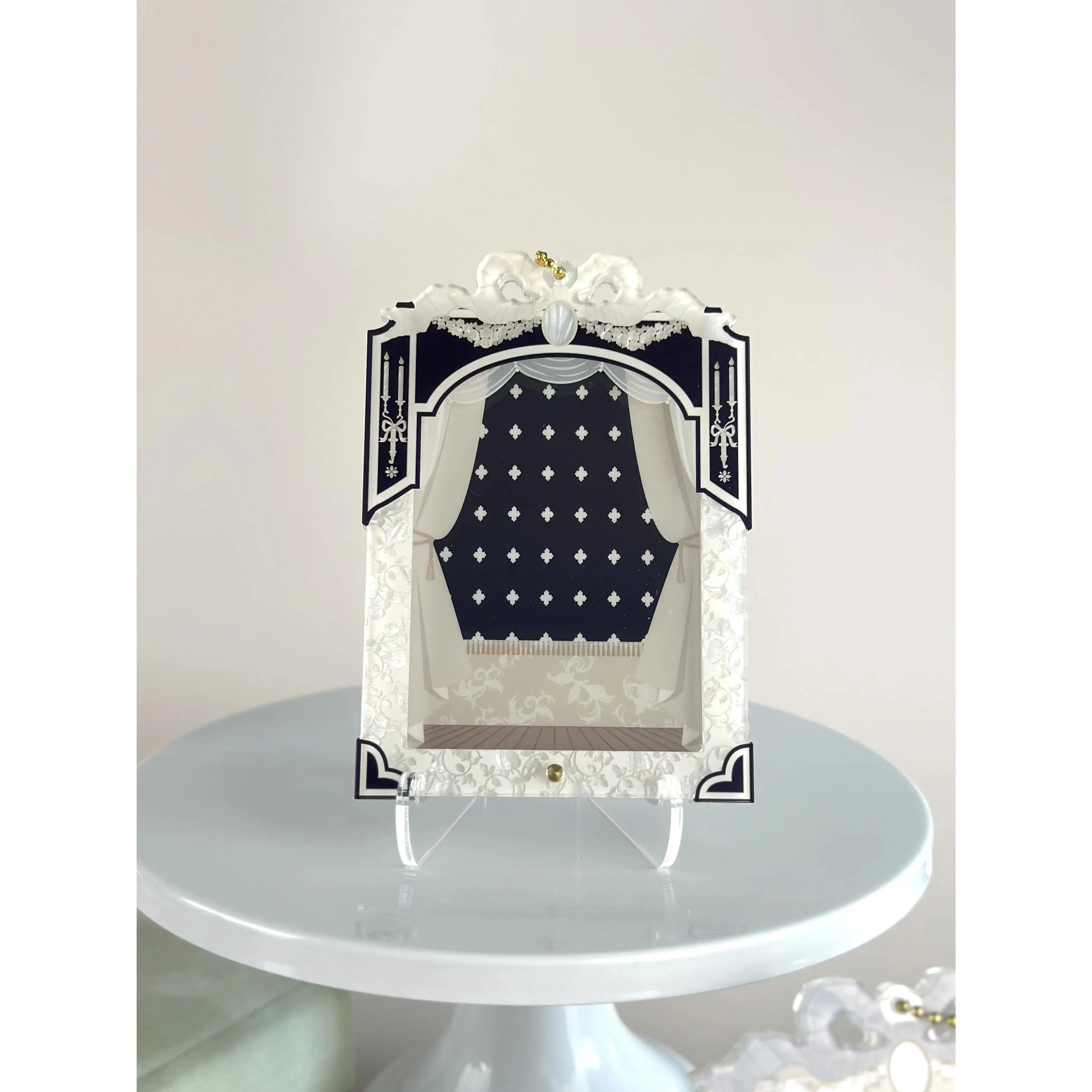 Queen's Theatre Mica Flake 3.5Inch Photocard Frame, Acrylic Lace Card Display Case for Kpop Anime Idol Mini Photo Collection