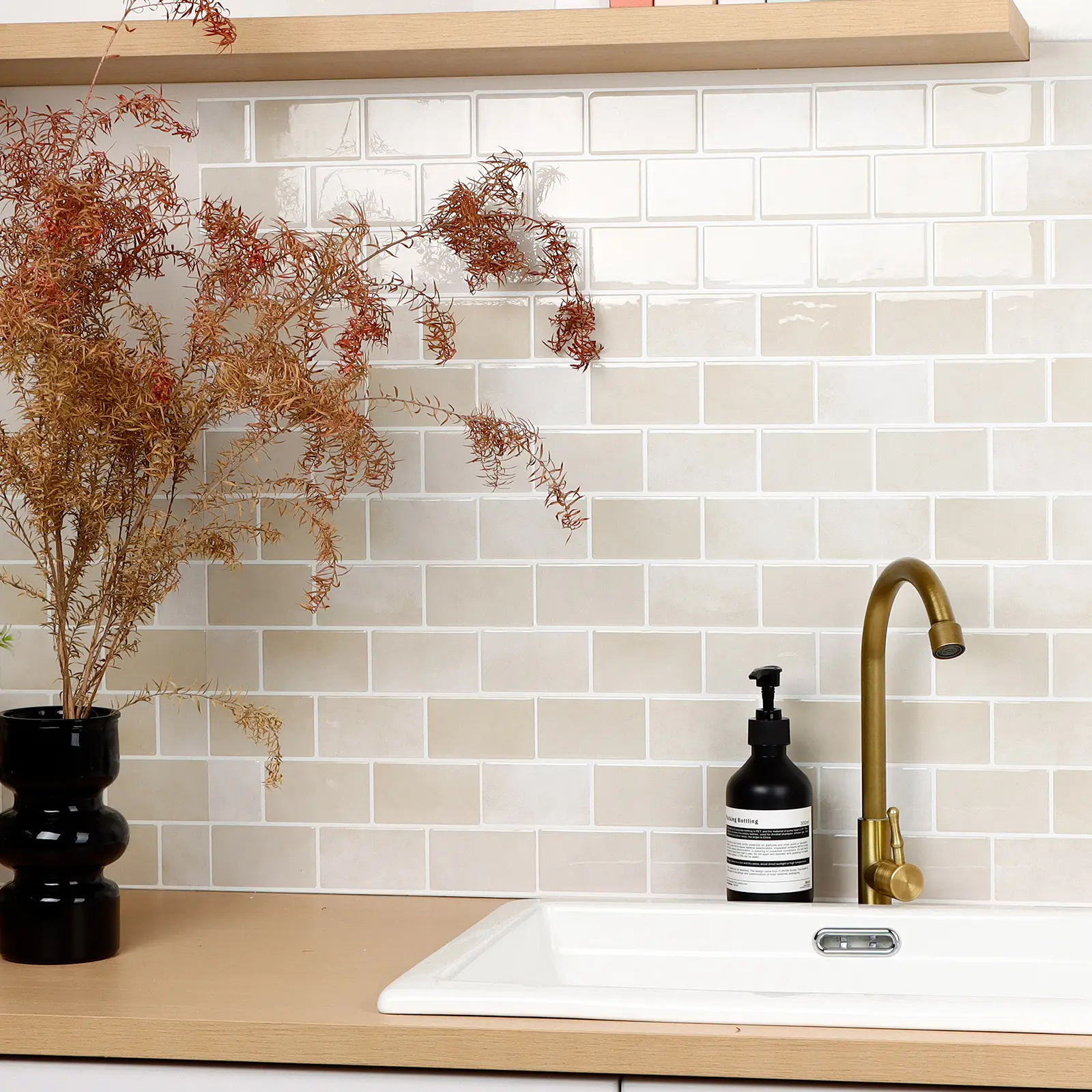 Peel and Stick 3D Self-Adhesive Wall Stickers, Decorative Tiles Stickers, Universal Kitchen Oil-Resistant Tile Sticker, Bathroom Waterproof Decorative Wallpaper for Home Application