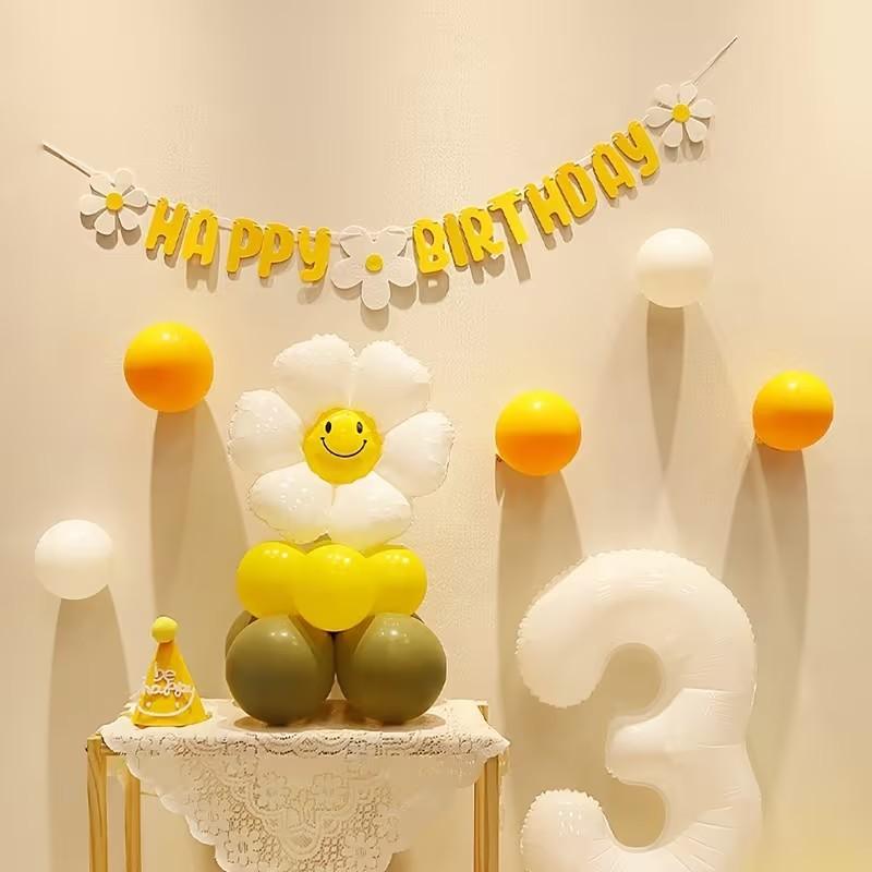 Birthday & Daisy-Themed Party Decor — Small Felt Flower Banner and Soft "First Birthday" Sign. A versatile design suitable for christenings, everyday decoration, and various party settings.