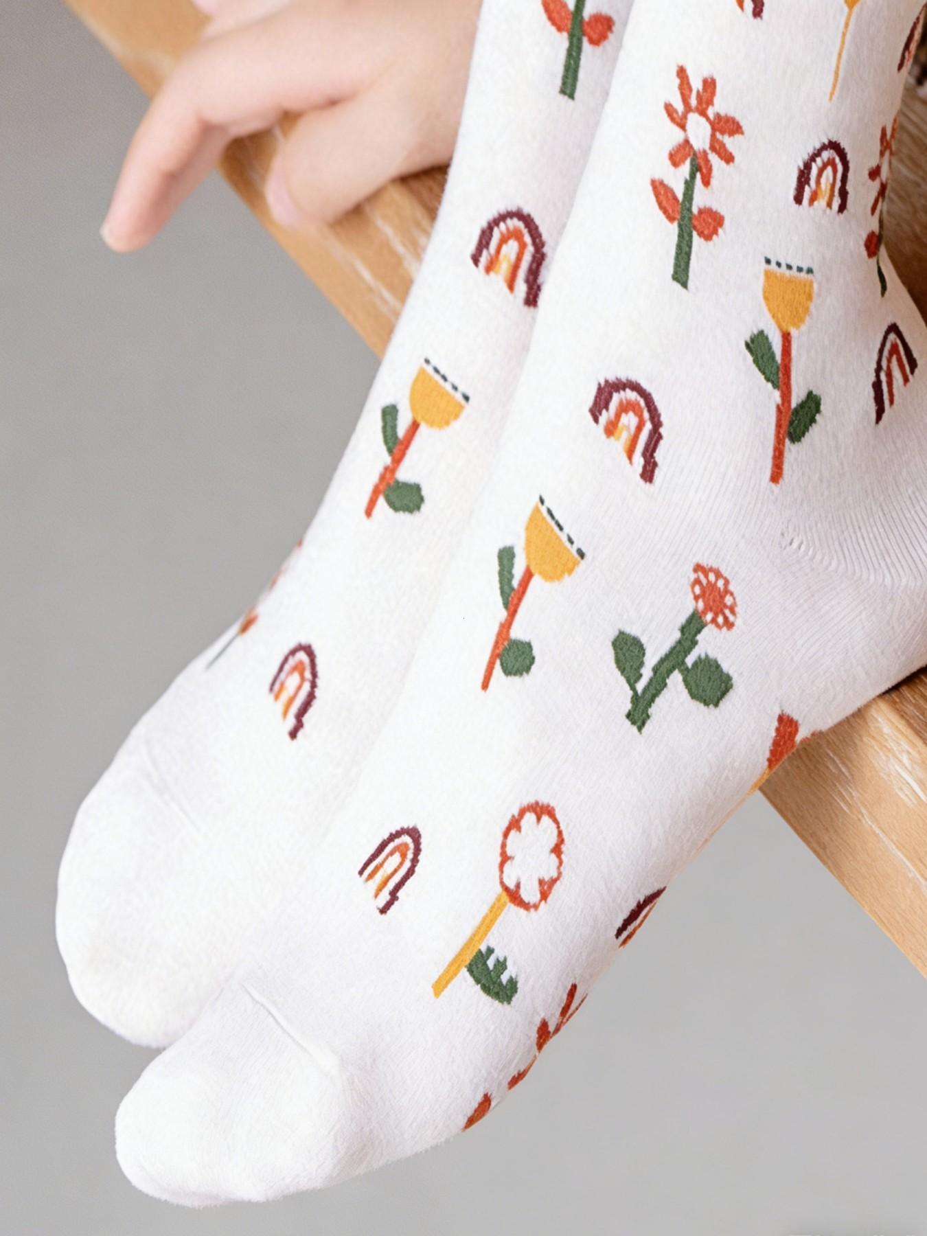 Random 3 Pairs Vintage Caramel Color Mid-Calf Socks, Comfortable and Stylish Footwear, Perfect for Daily Wear and Casual