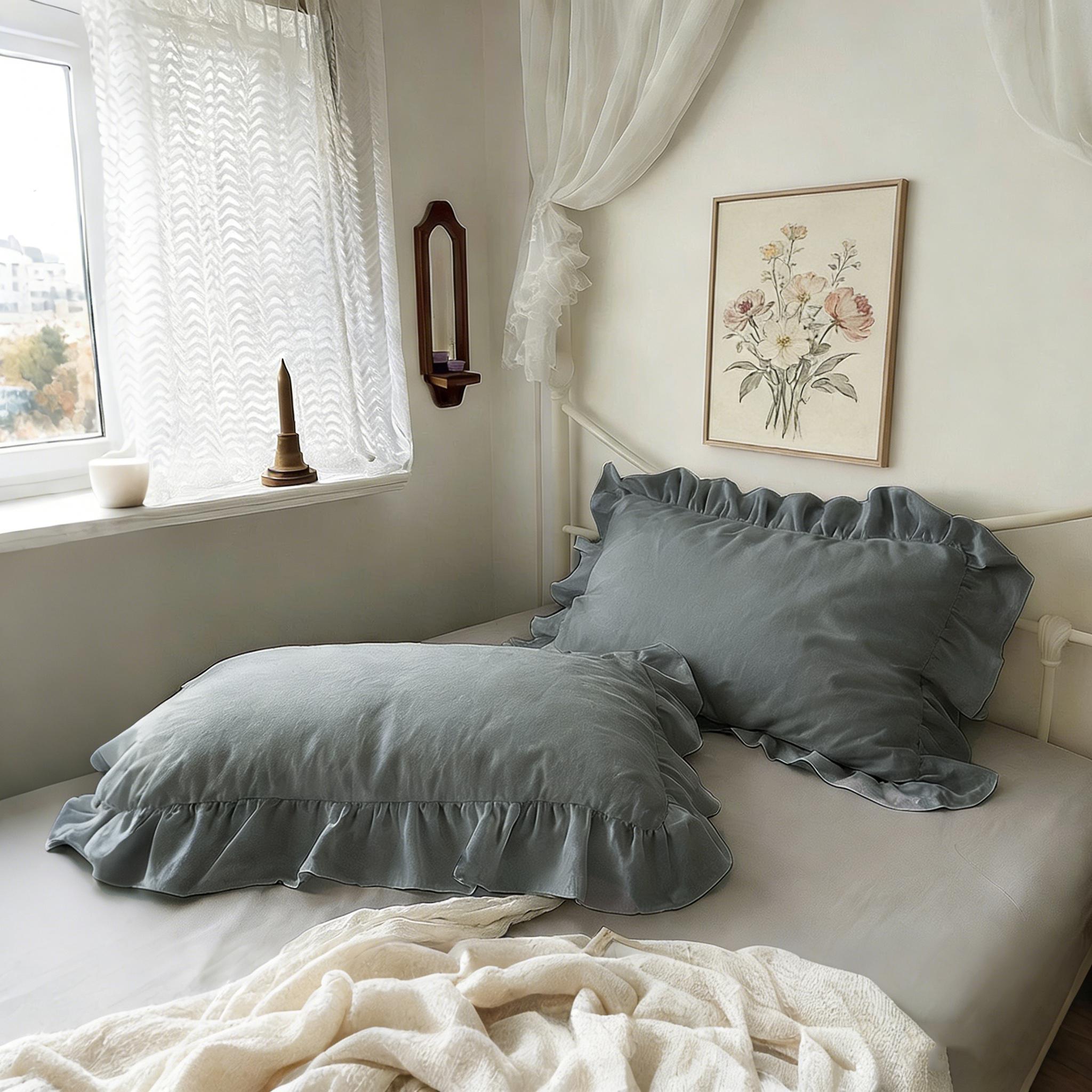 2 Pcs Ruffle Pillowcases, No Filler, Soft Microfiber Pillow Cases with Frilly Trim, Shabby Chic Decorative Pillow Covers for Bedroom,Year-Round Use,Cool Bed Accessories,Home Bedroom-Ideal Gift