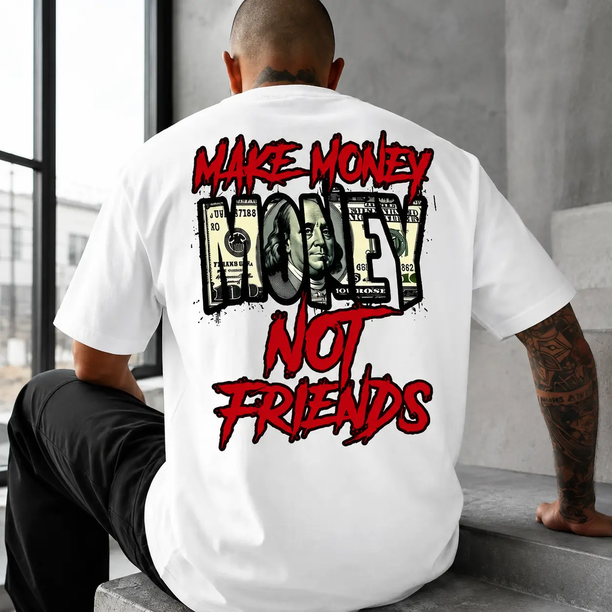 Men's "Make Money Not Friends" Printed Pattern Round Neck Shortsleeve Casual Tee - Retro Streetwear Sports Top, Soft Breathable Machine Wash Summer Apparel, Versatile Menswear Gift