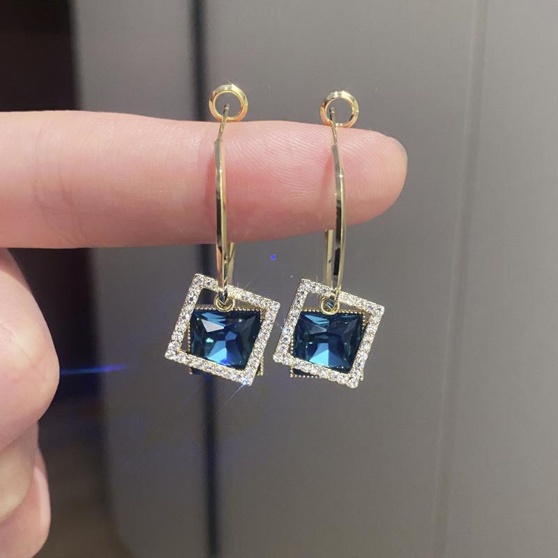 Square Hoop Earrings for Women, Modern Elegant Jewelry with Sparkling Cubic Zirconia and 925 Silver Needle, Female, Adds A Sparkling Allure, Statement Earrings, Unique Earrings