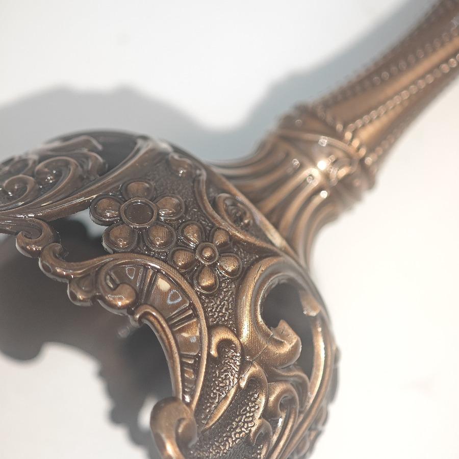 2 Piece vintage red bronze Candle Holders, 7.4 Inch European Vintage Metal, Sunfiower Pattern, Ideal for Shabbat, Wedding, Christmas,Halloween, Elegant Home Decor