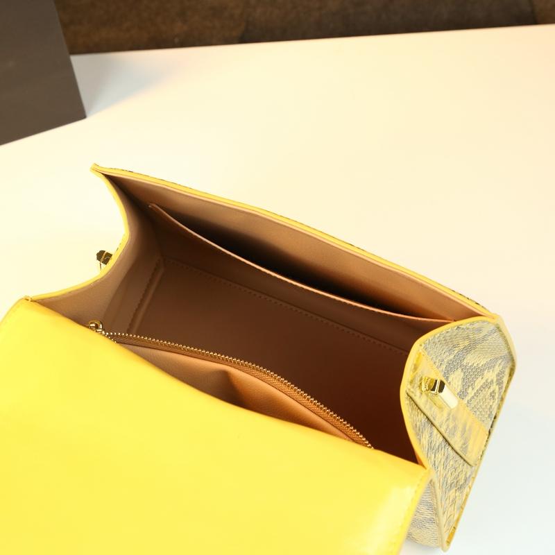 Elegant Snake Print Handbag, Luxurious Retro Small Square Bag, Chic Commuter Crossbody Bag, Unique Design Shoulder Bag