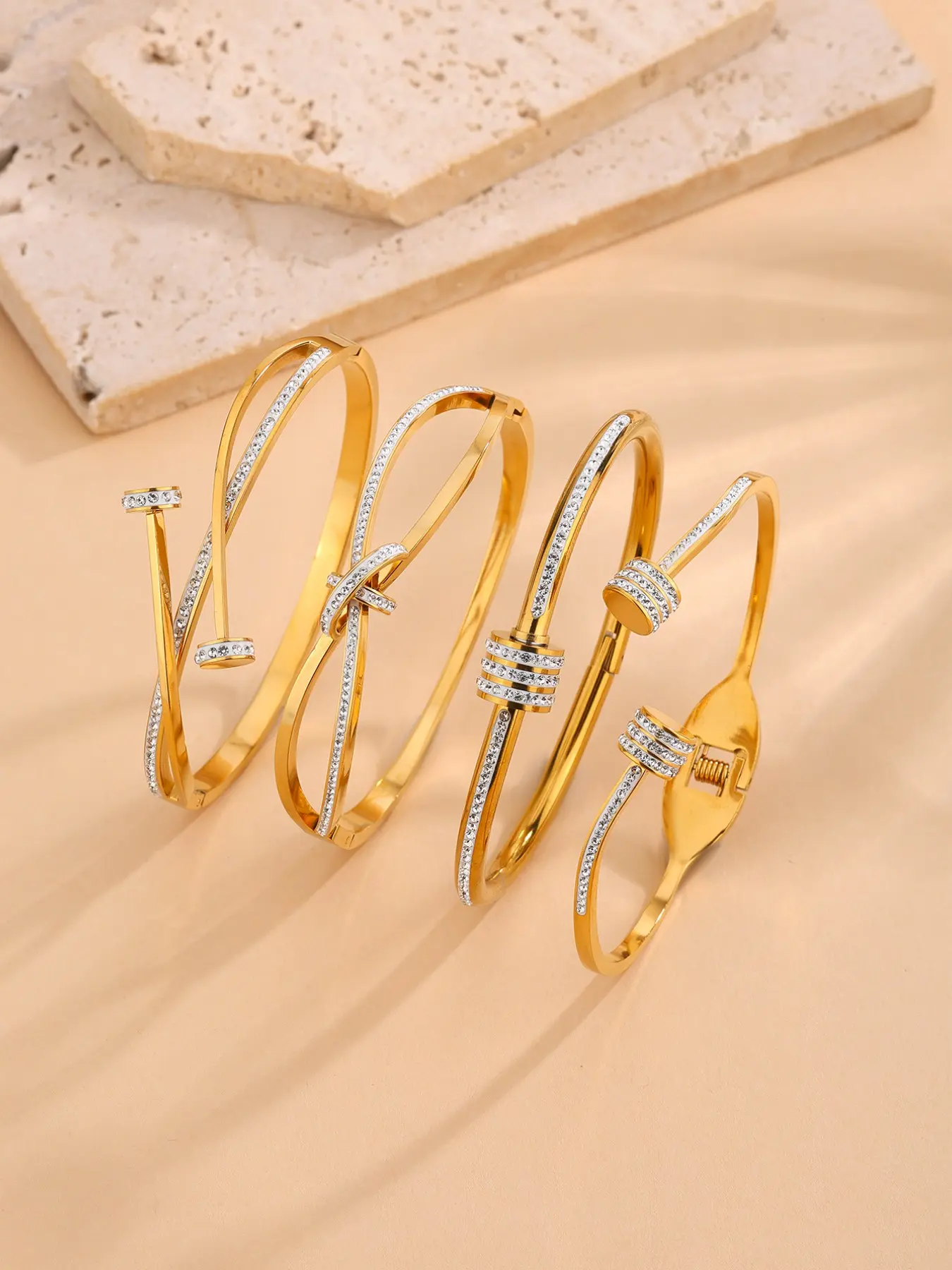 Rhinestone Wrap Nail Bracelet, Unique Luxury Design, Eye-Catching Accessory for Friends Outing Photos, 1 Piece/4 Pieces