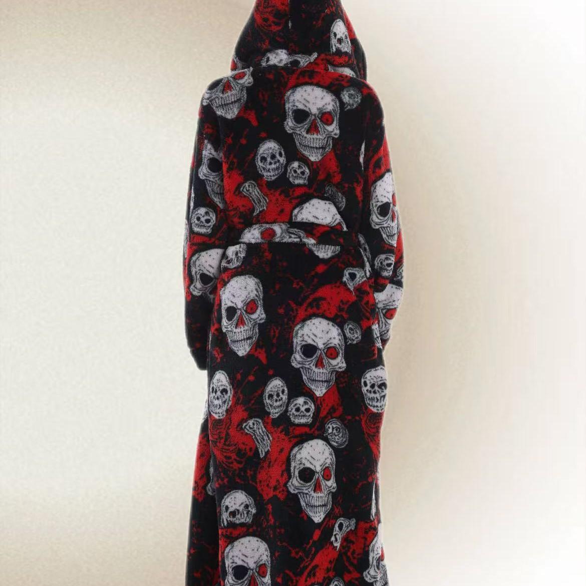 1pc Skull Print Flannel Bathrobe, Plus Size with Hat and Belt, Unisex, Soft and Warm, Perfect Gift