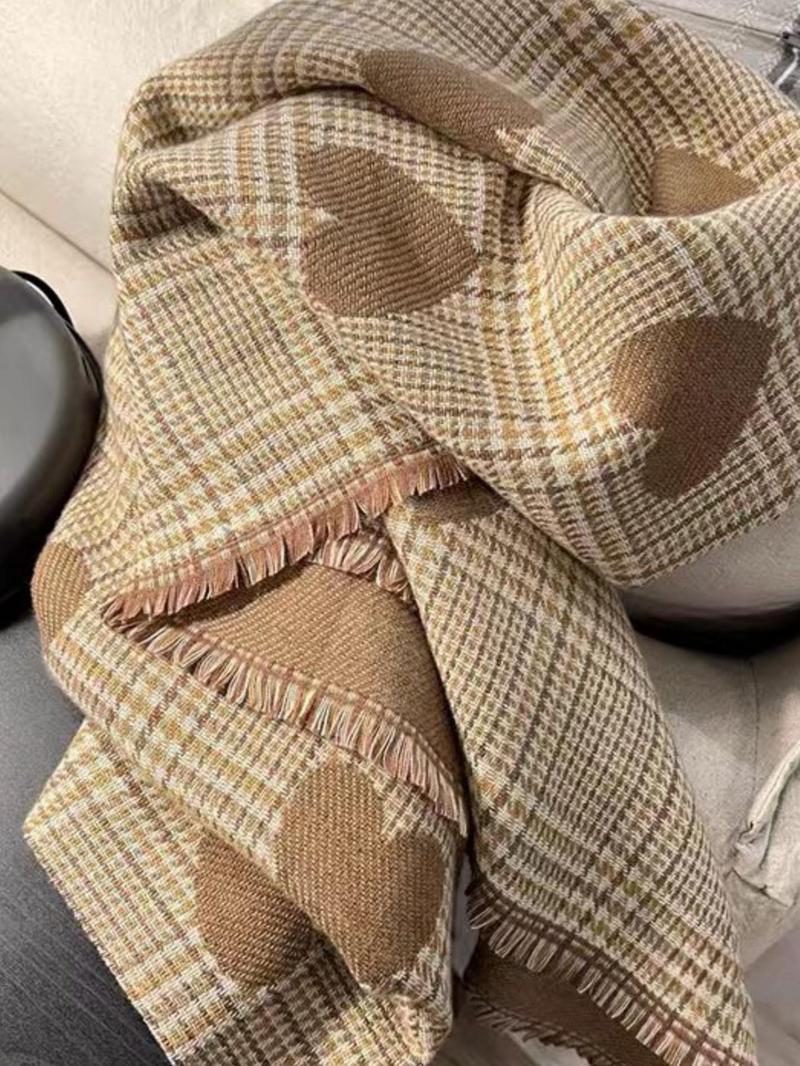 Fashionable Plaid & Heart Pattern Tassel Decor Scarf, Checkered Scarf, Casual Soft Warm Shawl for Fall & Winter, Fashion Accessories for Women & Men