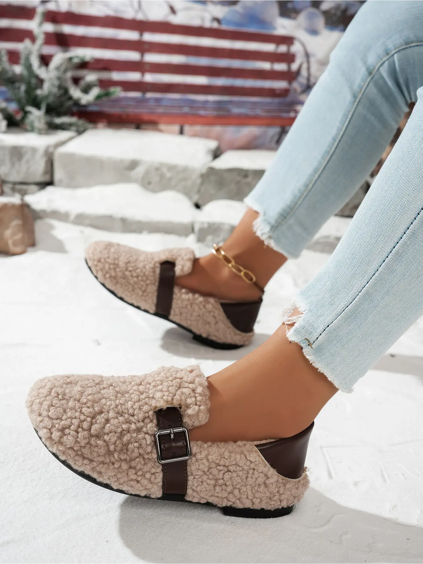 Women's Teddy Fleece Mule Slippers Buckle Decor Slip On Flat Non-Slip Sole Warm Plush Lining Indoor Outdoor Clogs