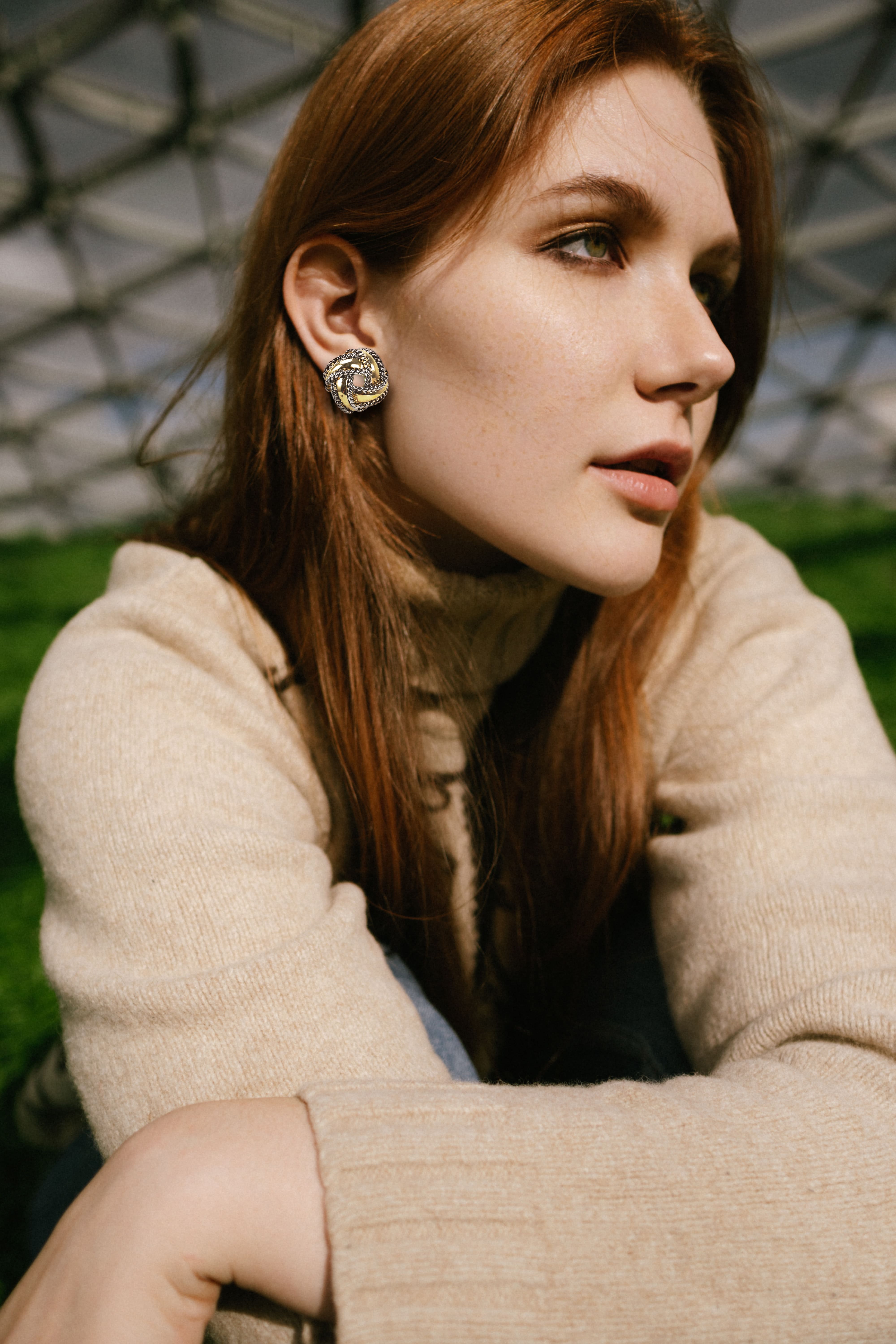 Aprilery Elegant Twisted Knot Stud Earrings – Vintage-Inspired Mixed Metal Jewelry for Women