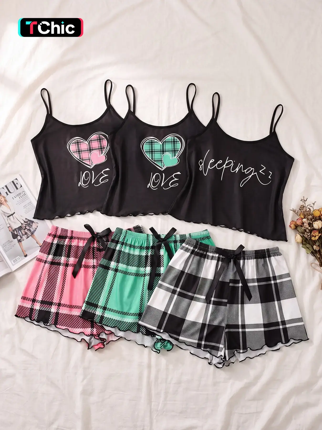 Three Sets Women’s Cami Top & Shorts Pajama Set, All Season Wear, Y2K Plaid Heart Print, Retro Spicy Loungewear for Selfies, Hangouts and Night Relaxation