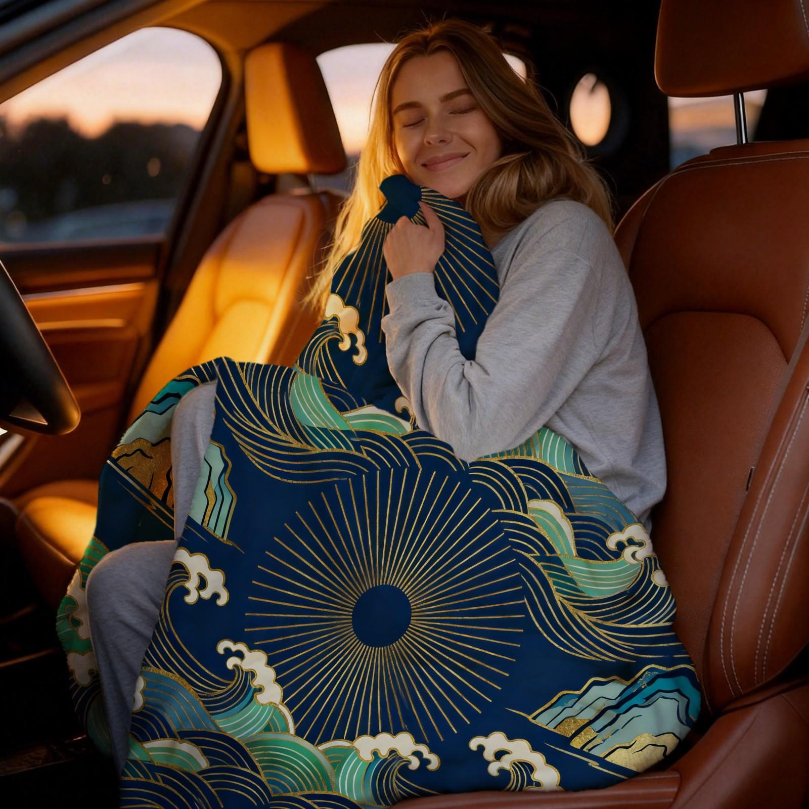 1 Piece Japanese Wave Sun Blanket, Navy Blue Gold Foil Great Wave HD Digital Single-Sided Print Flannel Throw Blanket, Super Soft Plush Warm Blanket for Couch Bed Travel, Multipurpose Cozy Gift Blanket