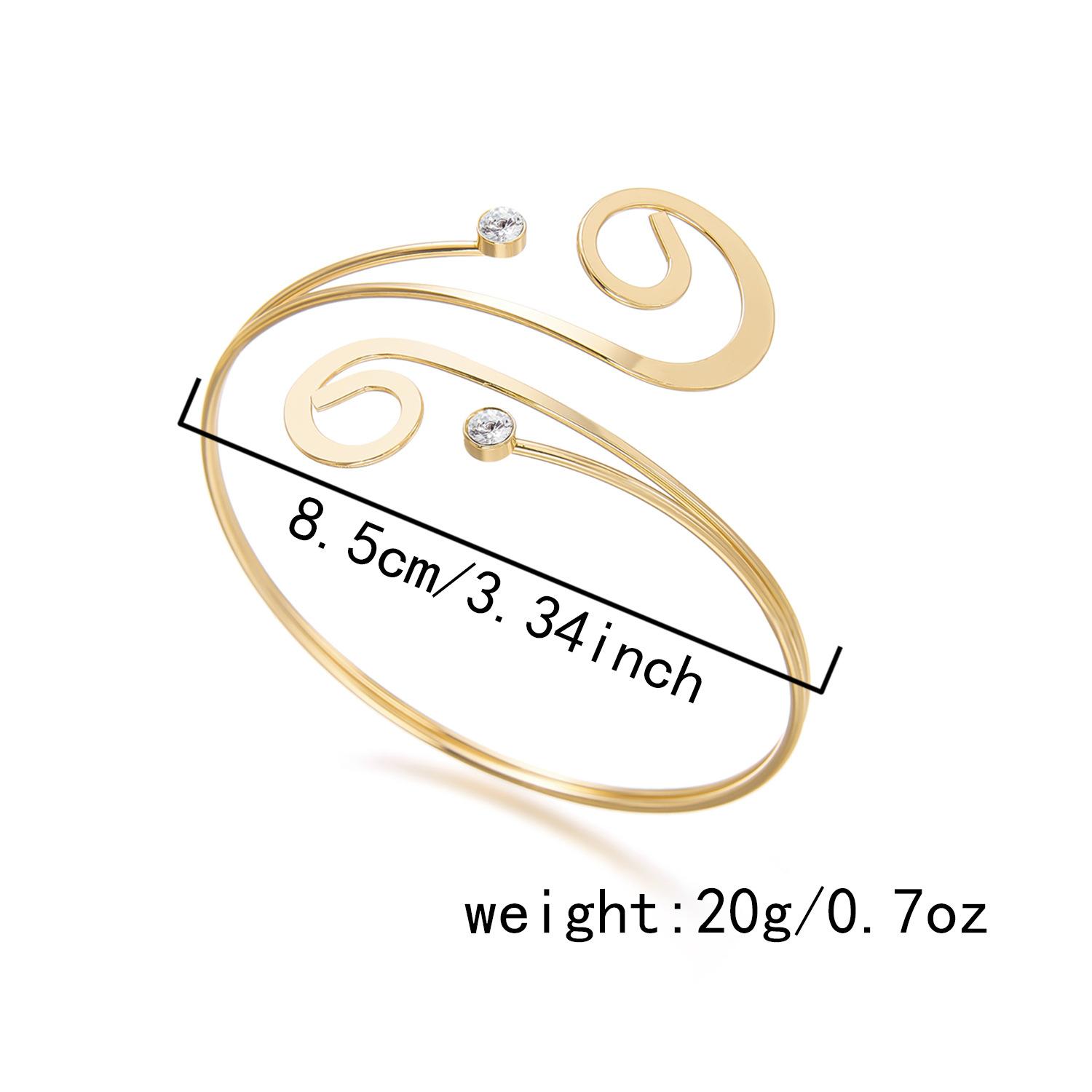 Elegant Starfish and Seashell Open Bangle Bracelet for Women Adjustable Metal Arm Cuff Jewelry Trendy Ocean Inspired Fashion Accessory Summer Beach Style