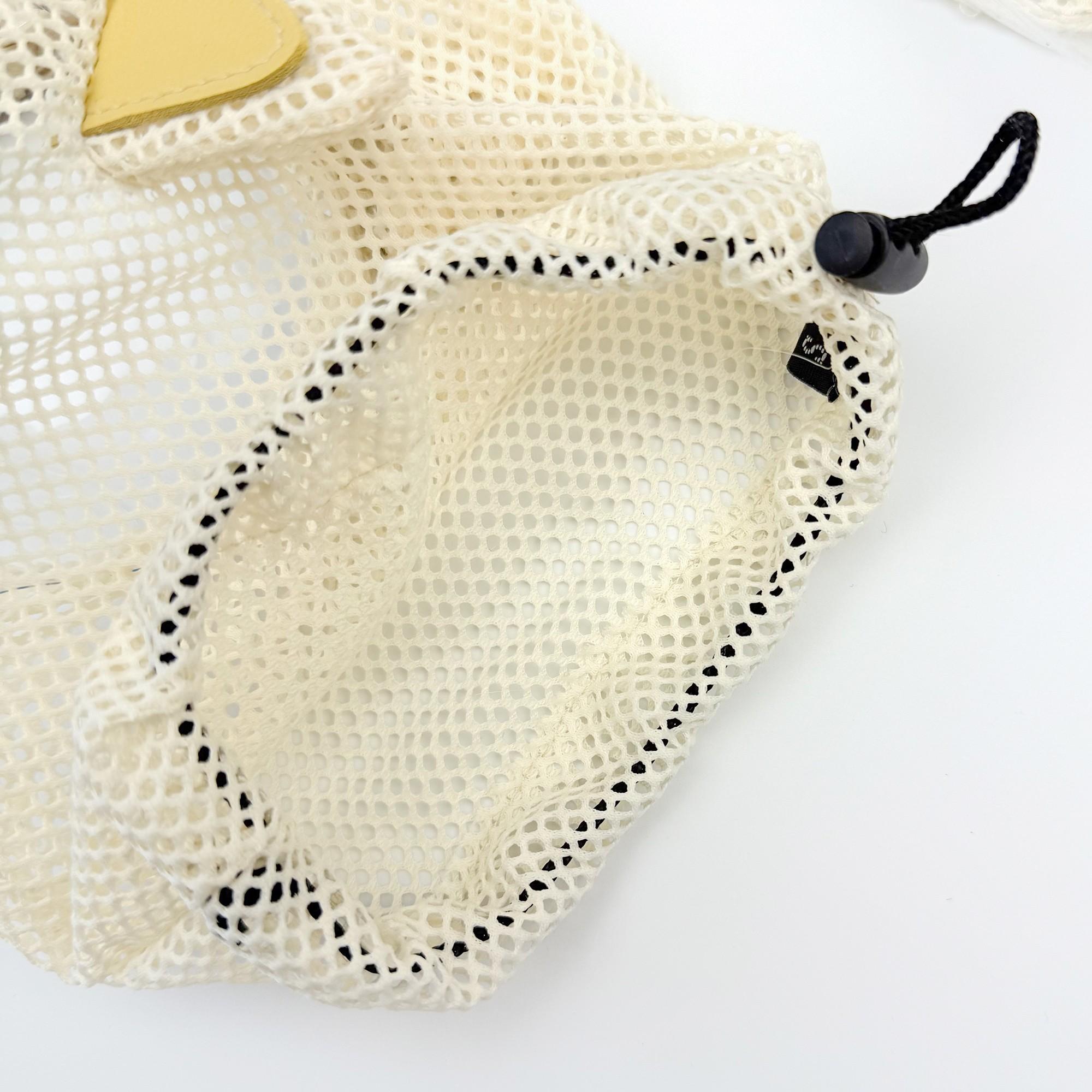 Pet Cat Mask Headband with Visible Window, Breathable Adjustable Material, Ideal for Bathing, Nail Trimming, and Pest Control