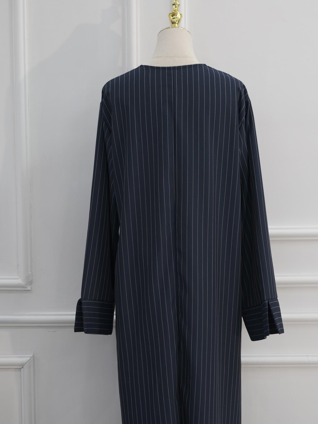 Muslim Women's Loose Striped V Neck Dress Robe, Strong Wrapping, Contains Pockets, No Headscarf, Long Sleeve, Modest Style