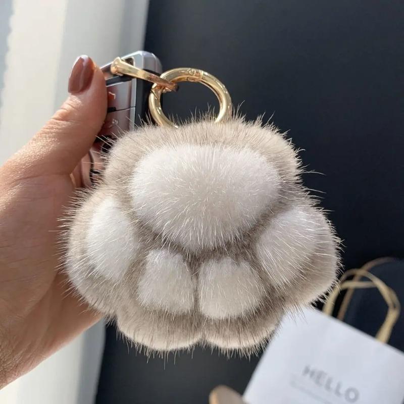 Cat Paw Pendant Keychain Couple Keychain Fluffy Faux Fur Keychain Charm Cute Soft Plush Toy Key Ring Backpack Car Key Pendant