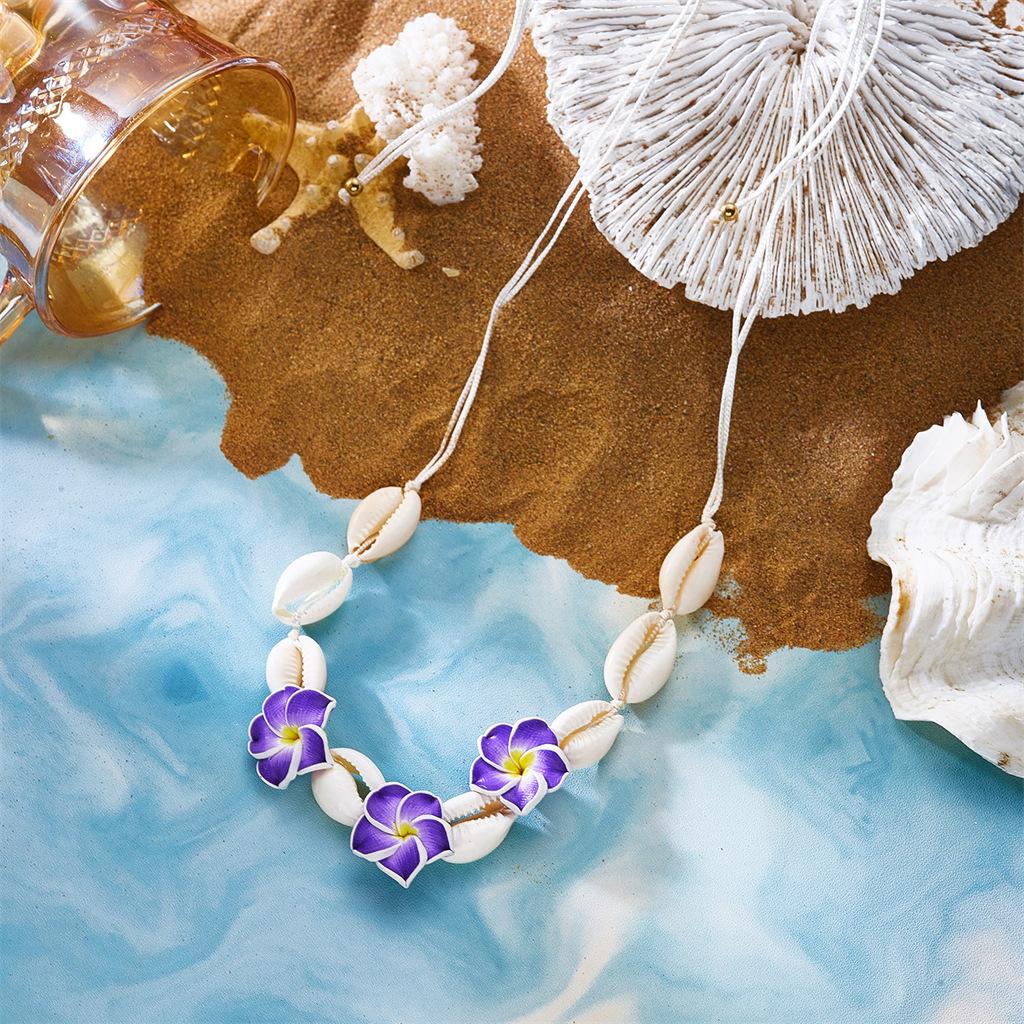 Boho Beach Necklace for Women Handmade Shell and Hibiscus Flower Pendant Summer Vacation Jewelry Tropical Resort Accessory Lightweight Bohemian Style Necklace