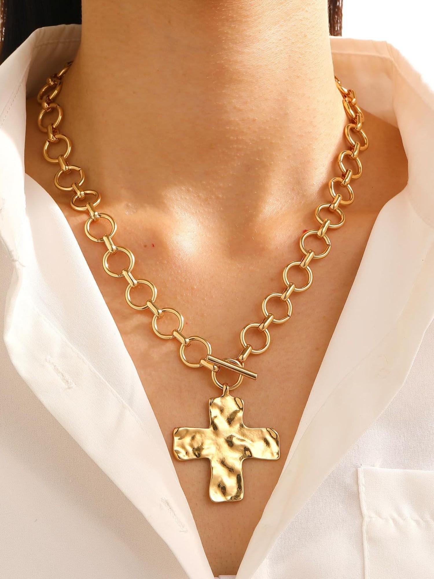 Chunky Cross Necklace for Women Statement Cross Pendant Necklace Layered Hammered Bold Cross Necklace Vintage Toggle Clasp Necklace Jewelry For Easter Gift