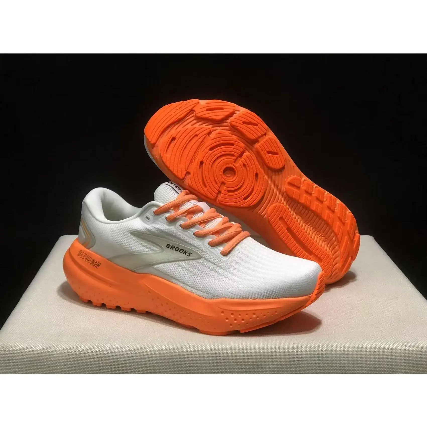 Glycerin 21 Cushioned Running Shoes, Breathable Mesh Sneakers for Long-Distance Workout