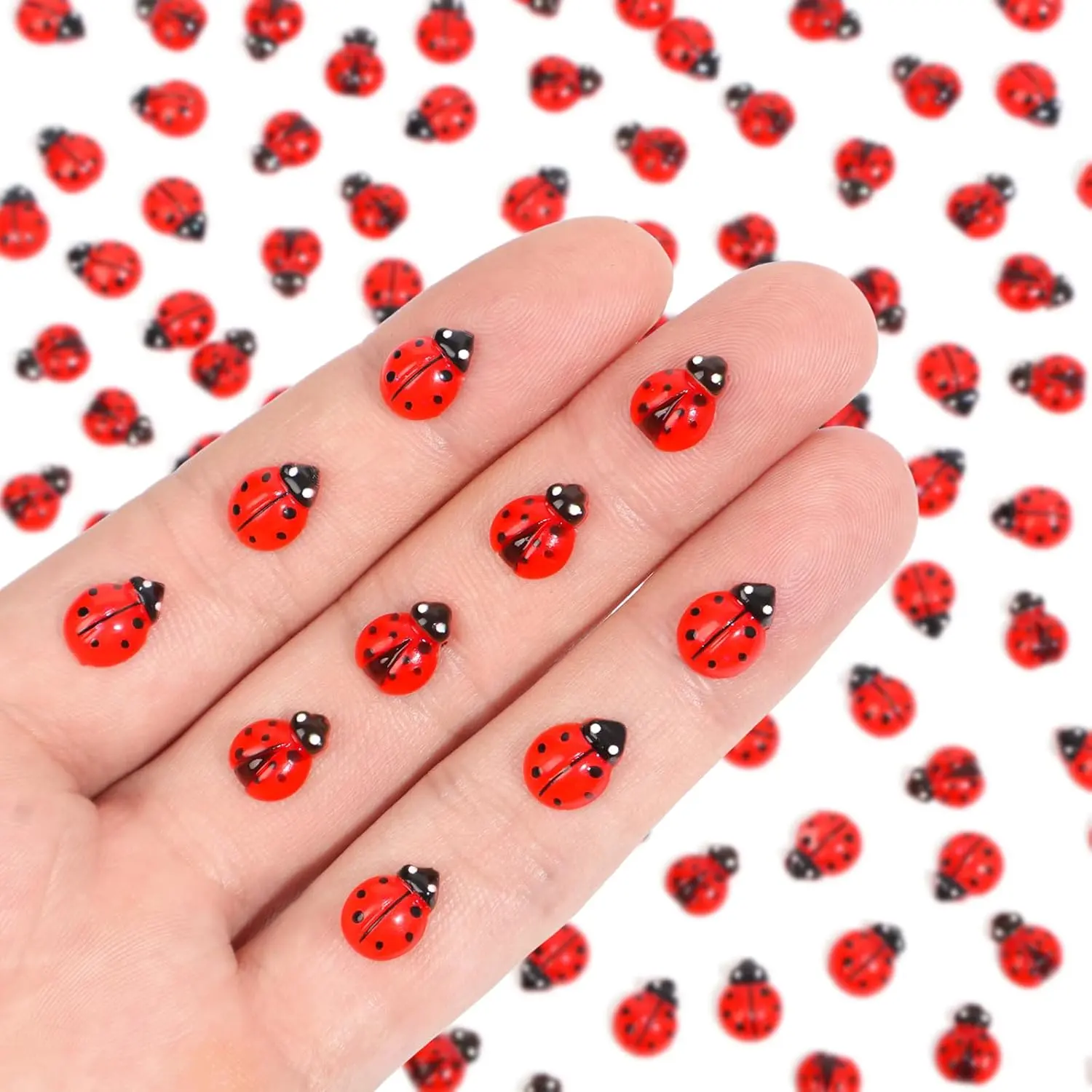 200pcs Mini Resin Ladybug