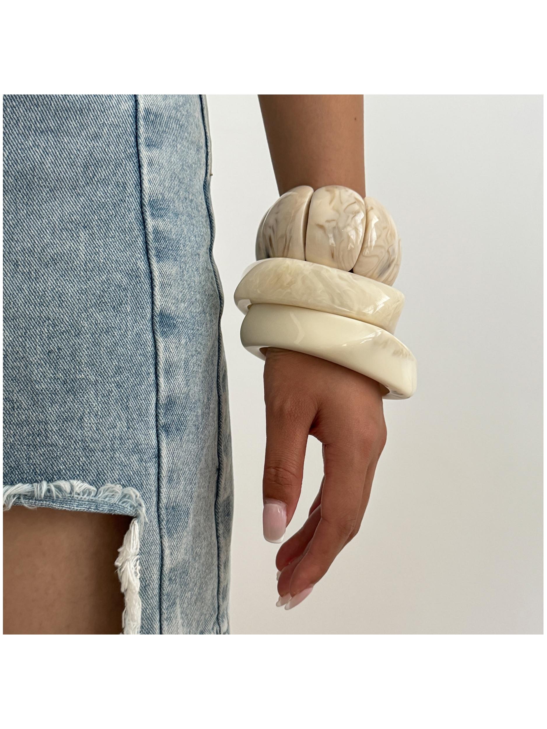 Bohemian Style Geometric Resin Cuff Bracelet, Stackable Bracelets, Fashionable Lightweight Luxury Jewelry Gift for Women, Perfect for Daily Wear & Parties