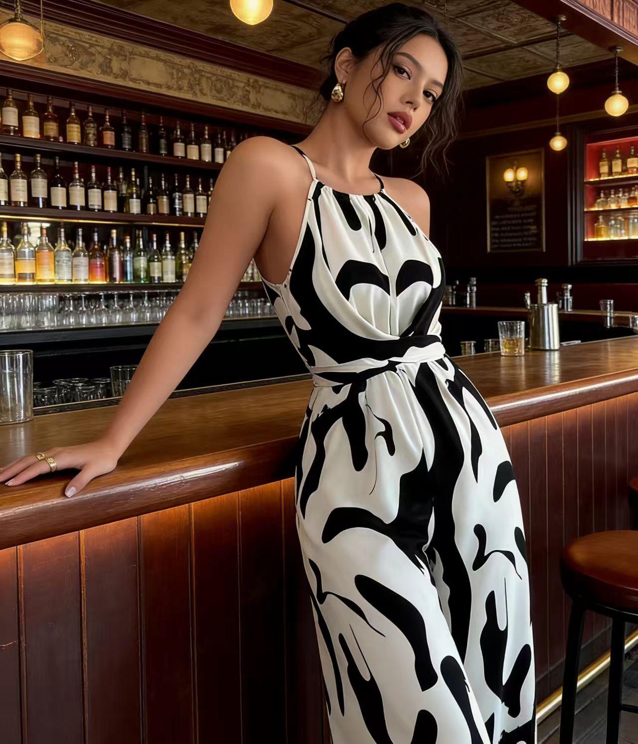 Women's Plus Size Jumpsuit with Pockets, Random Colorful Print, Casual Fashion One-Piece, Comfortable and Stylish