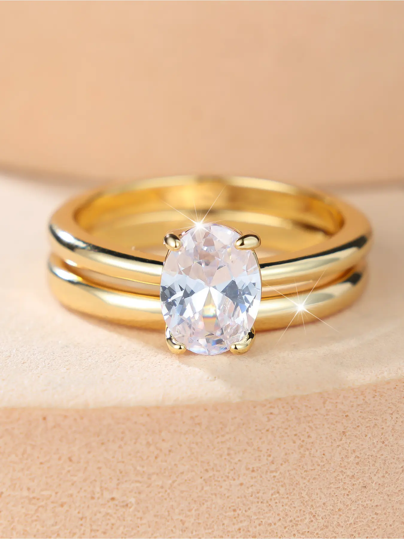 Minimalist Gold Two Piece Stackable Ring Set Oval Cut Clear Zircon Solitaire Four Prong Setting Polished Plain Band Elegant Finger Jewelry Fashion Engagement Ring For Engagement Daily Wear